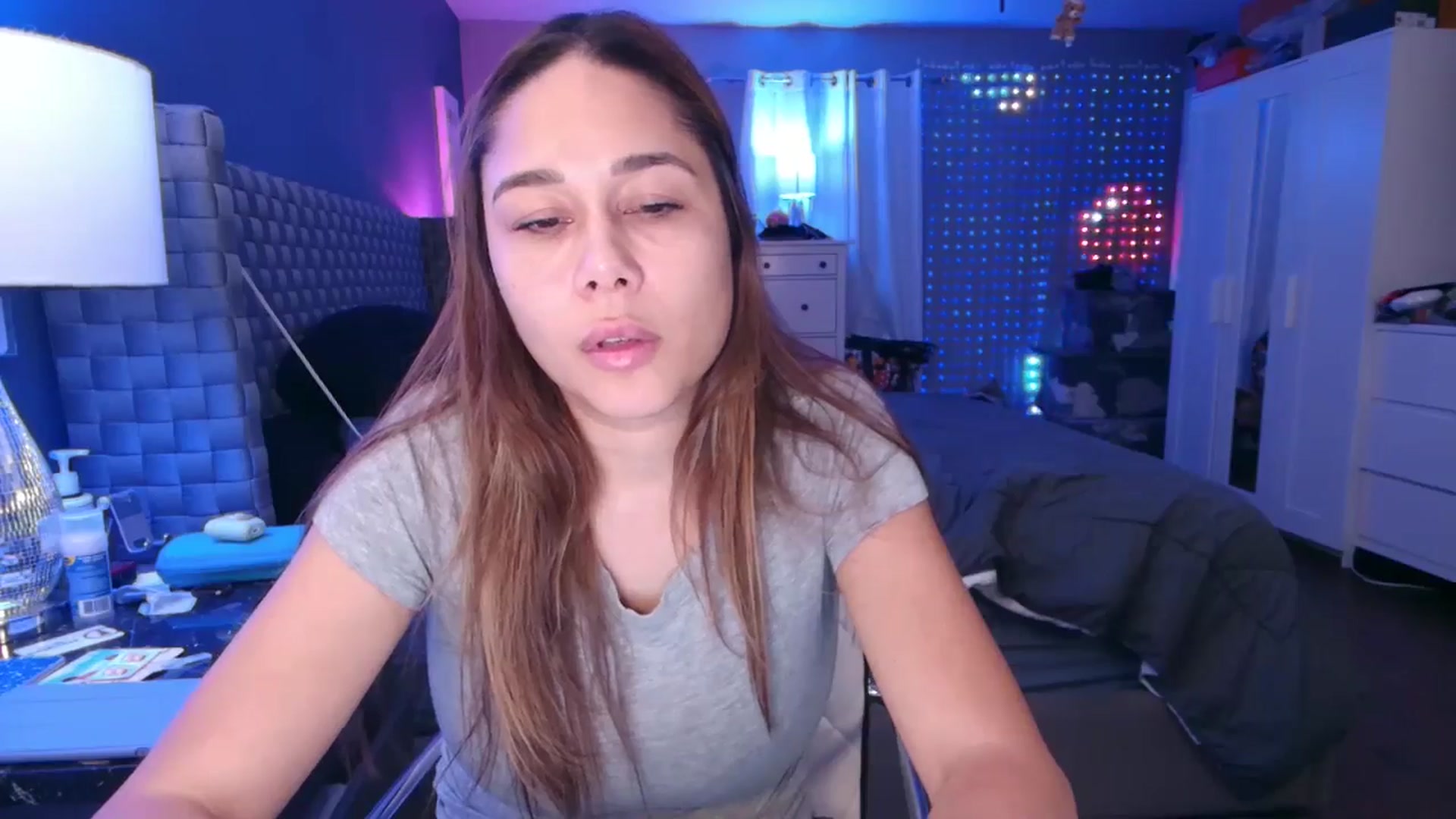 Gallery image thumbnail from Cinnabuns's myfreecams stream on, 10/24/2024, 04:53 image 3 of 20