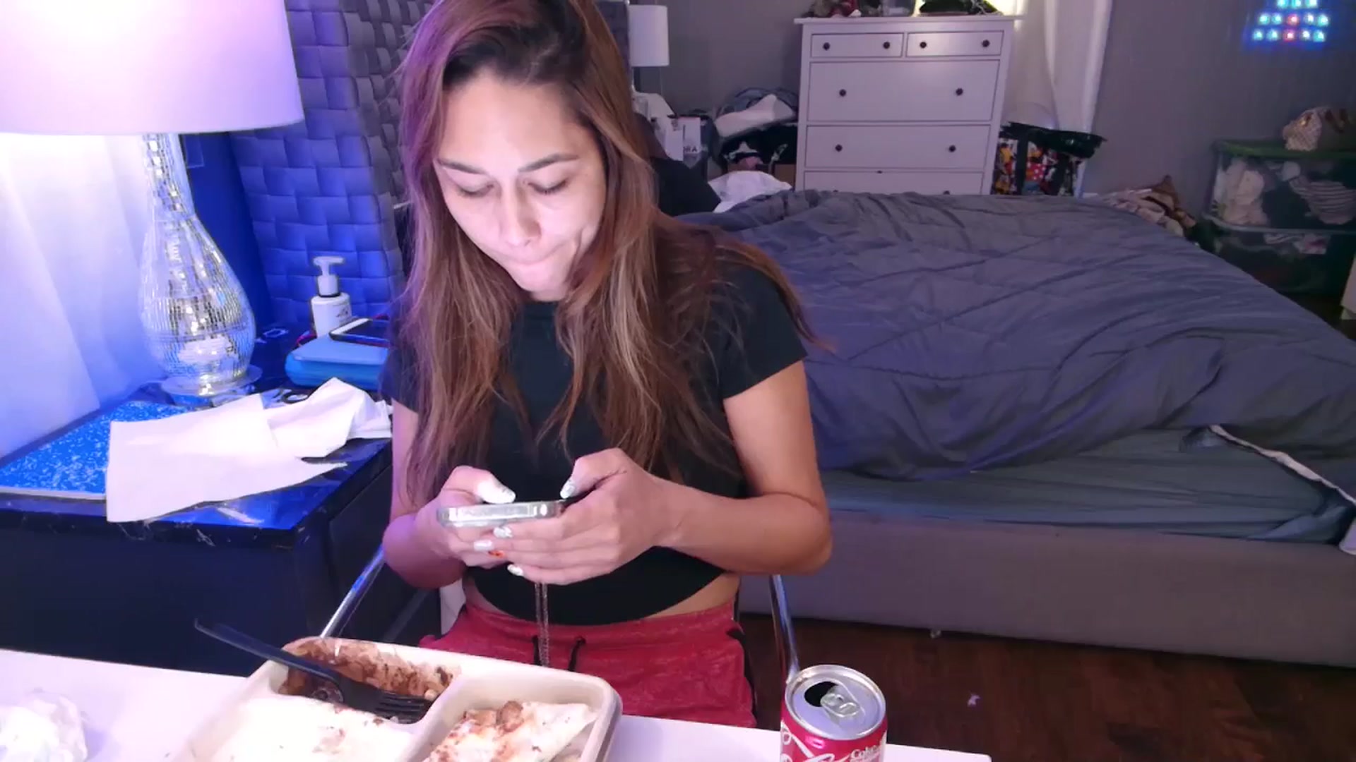 Gallery image thumbnail from Cinnabuns's myfreecams stream on, 10/27/2024, 05:16 image 3 of 20