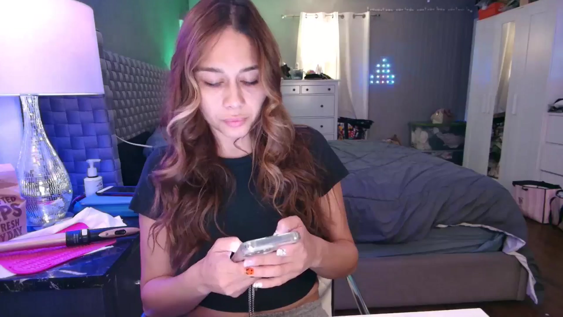 Gallery image thumbnail from Cinnabuns's myfreecams stream on, 10/27/2024, 05:16 image 20 of 20