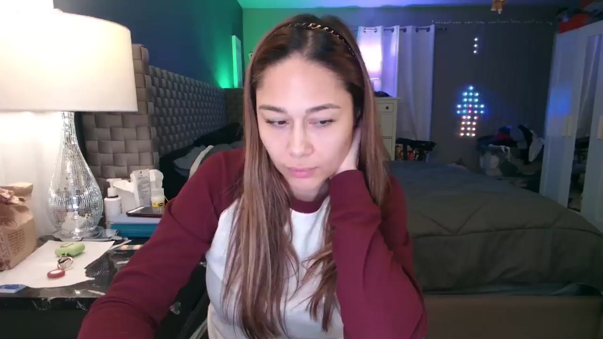 Gallery image thumbnail from Cinnabuns's myfreecams stream on, 10/30/2024, 05:03 image 15 of 20