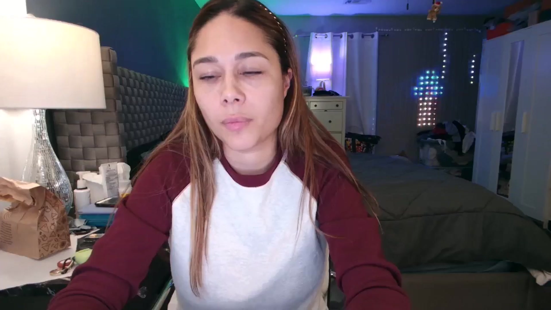 Gallery image thumbnail from Cinnabuns's myfreecams stream on, 10/30/2024, 05:03 image 9 of 20