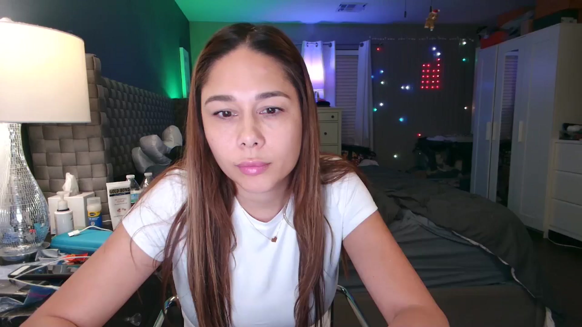 Gallery image thumbnail from Cinnabuns's myfreecams stream on, 11/06/2024, 03:00 image 6 of 20