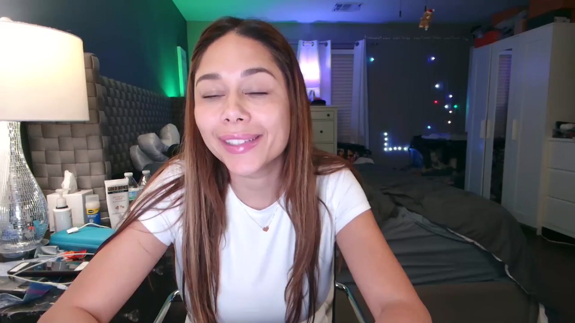 Gallery image thumbnail from Cinnabuns's myfreecams stream on, 11/06/2024, 03:00 image 3 of 20