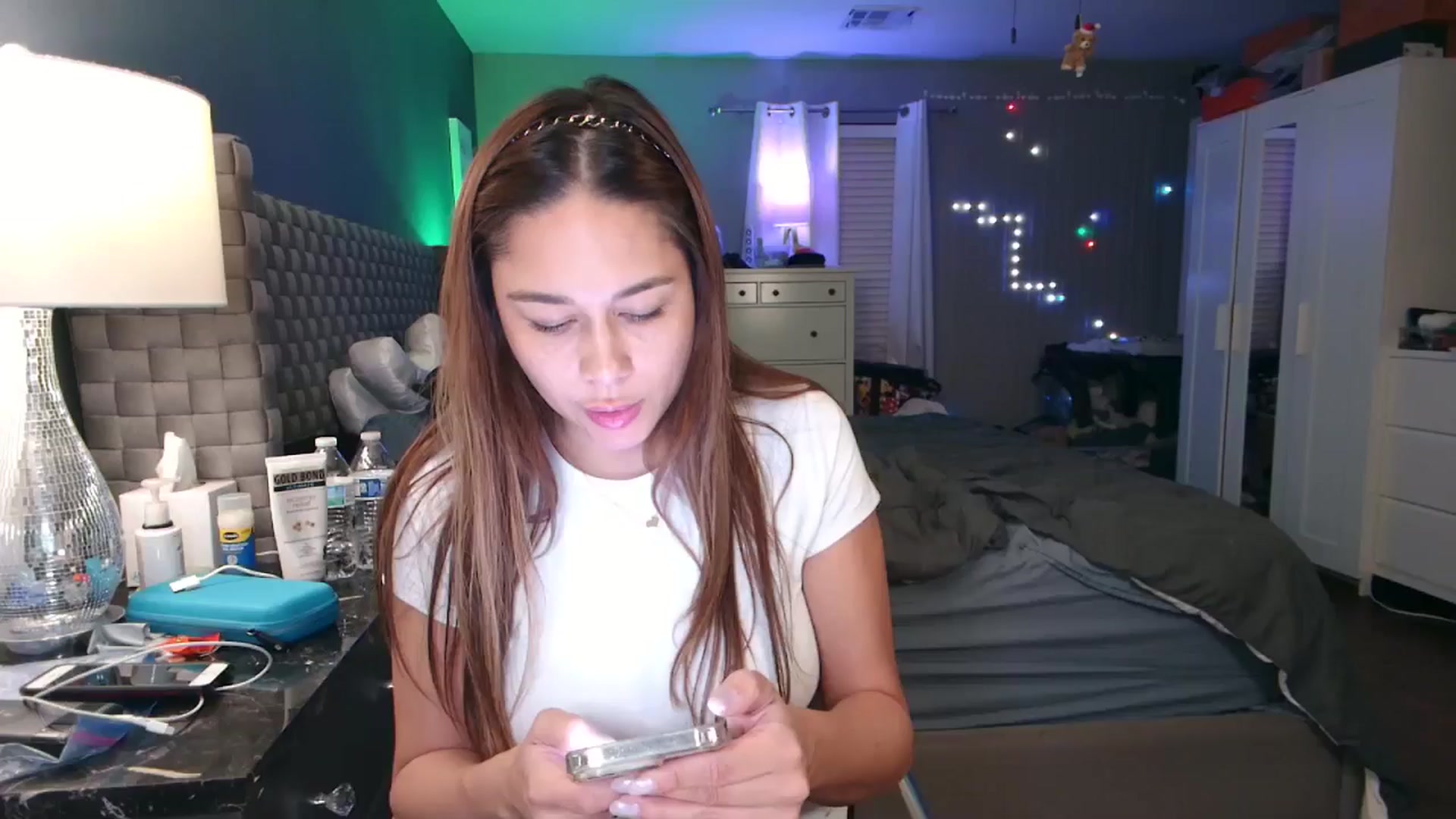 Gallery image thumbnail from Cinnabuns's myfreecams stream on, 11/06/2024, 03:00 image 1 of 20