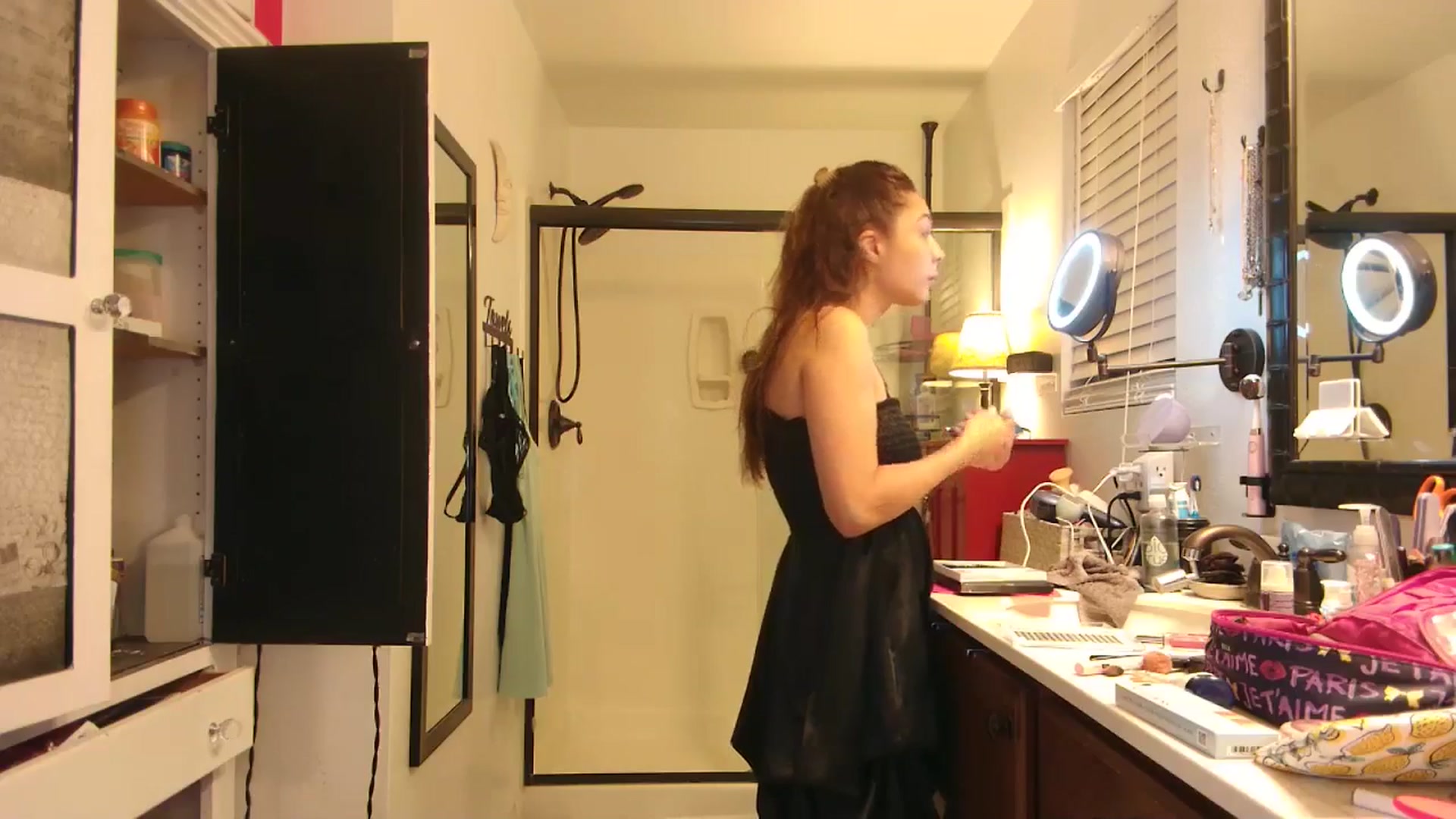Gallery image thumbnail from Cinnabuns's myfreecams stream on, 11/12/2024, 01:59 image 5 of 20