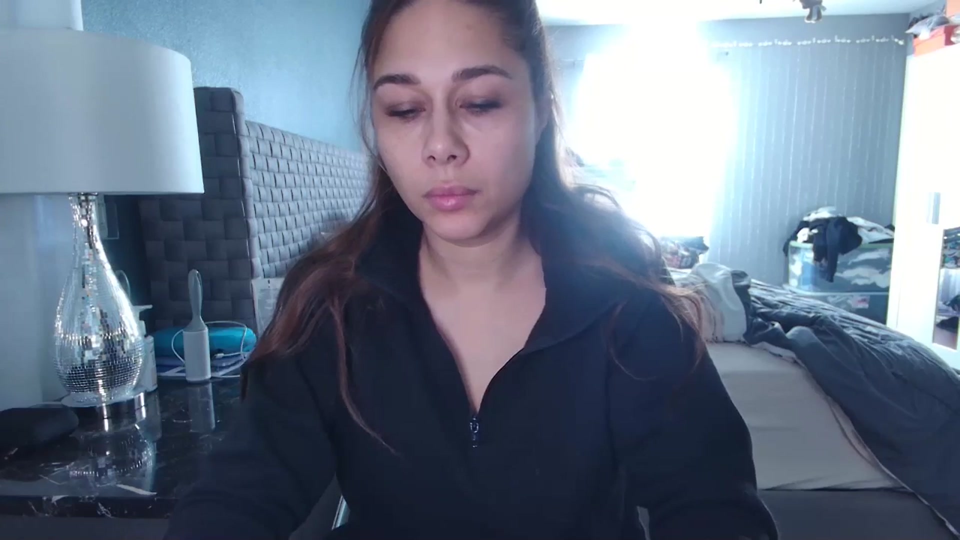 Gallery image thumbnail from Cinnabuns's myfreecams stream on, 11/13/2024, 19:31 image 2 of 20