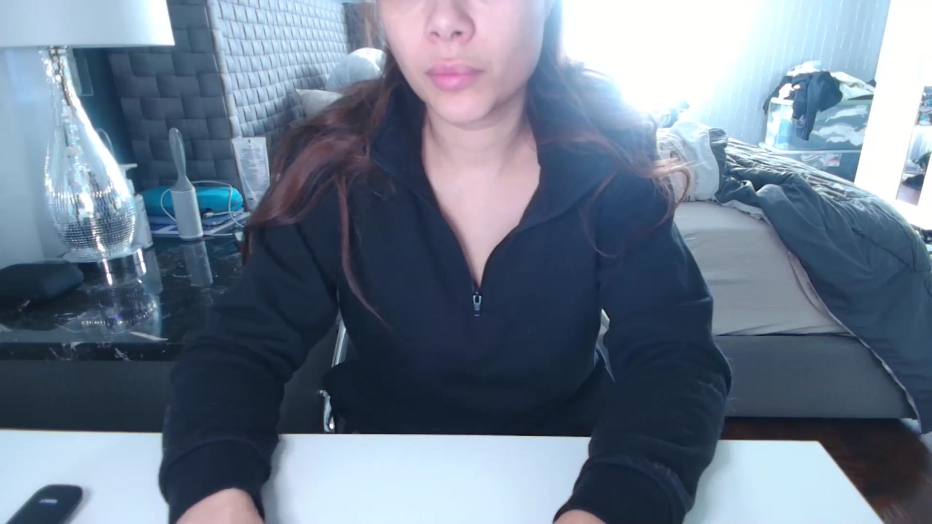 Gallery image thumbnail from Cinnabuns's myfreecams stream on, 11/13/2024, 19:31 image 3 of 20