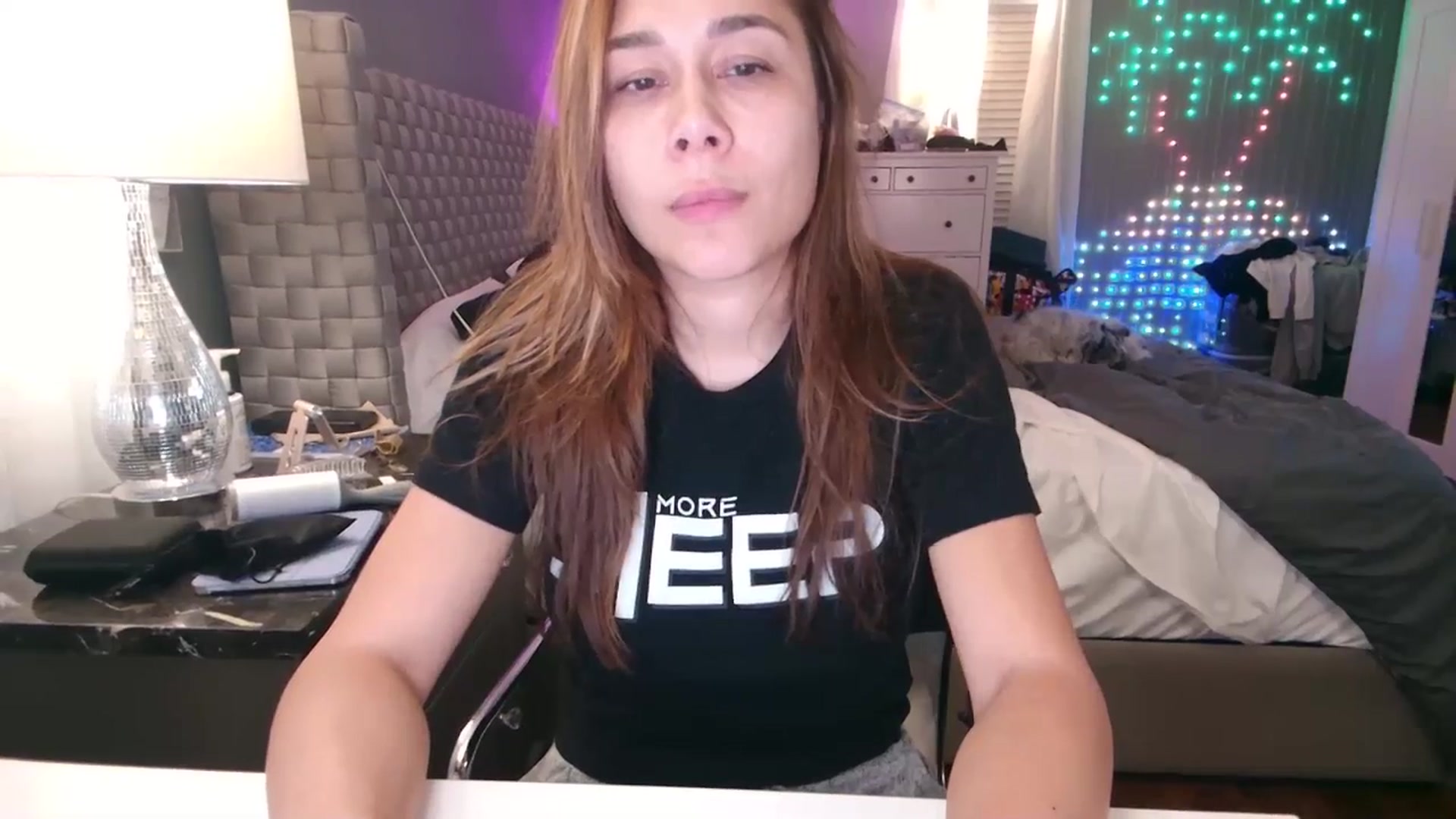 Gallery image thumbnail from Cinnabuns's myfreecams stream on, 11/25/2024, 01:39 image 19 of 20