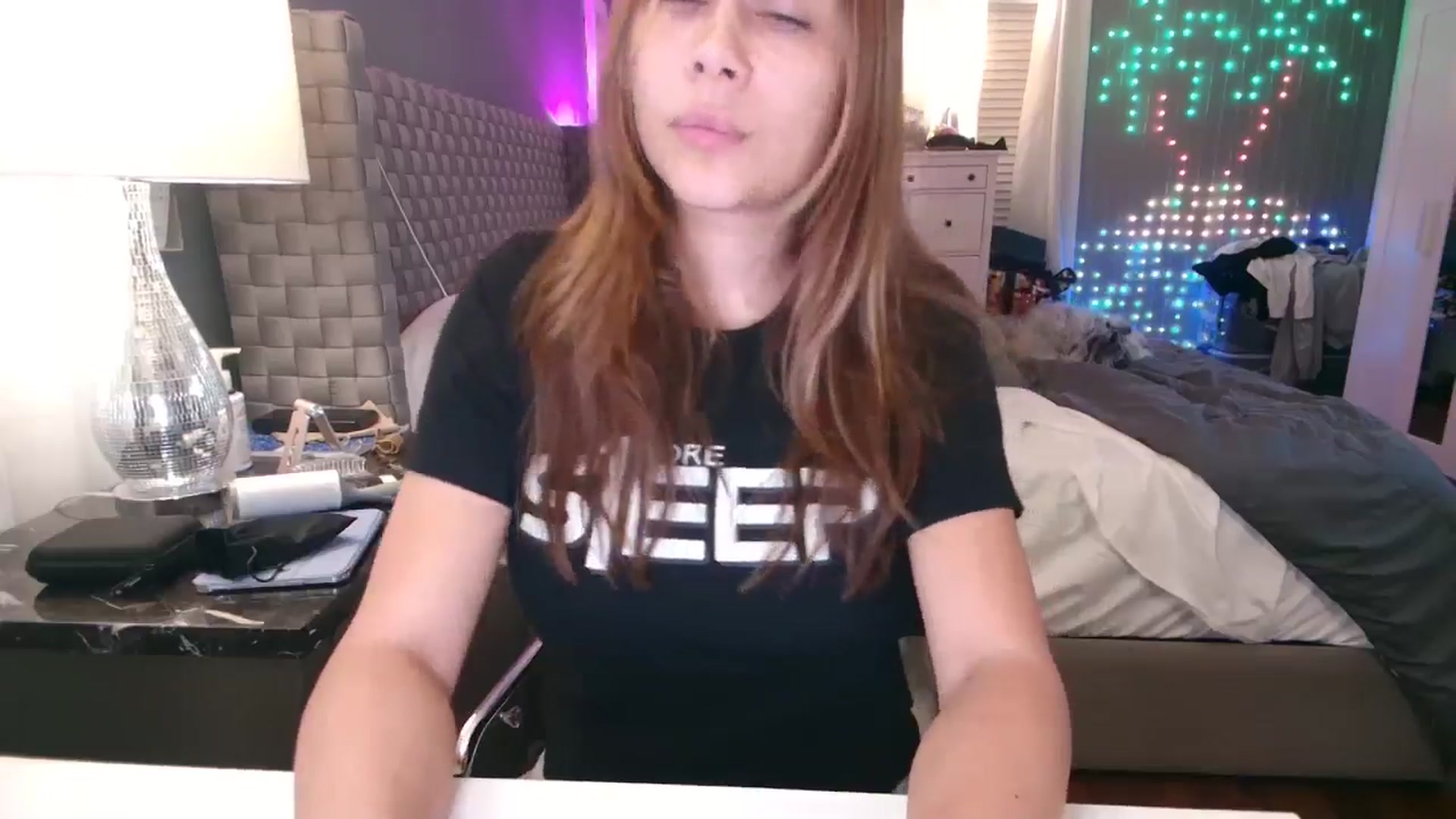 Gallery image thumbnail from Cinnabuns's myfreecams stream on, 11/25/2024, 01:39 image 13 of 20