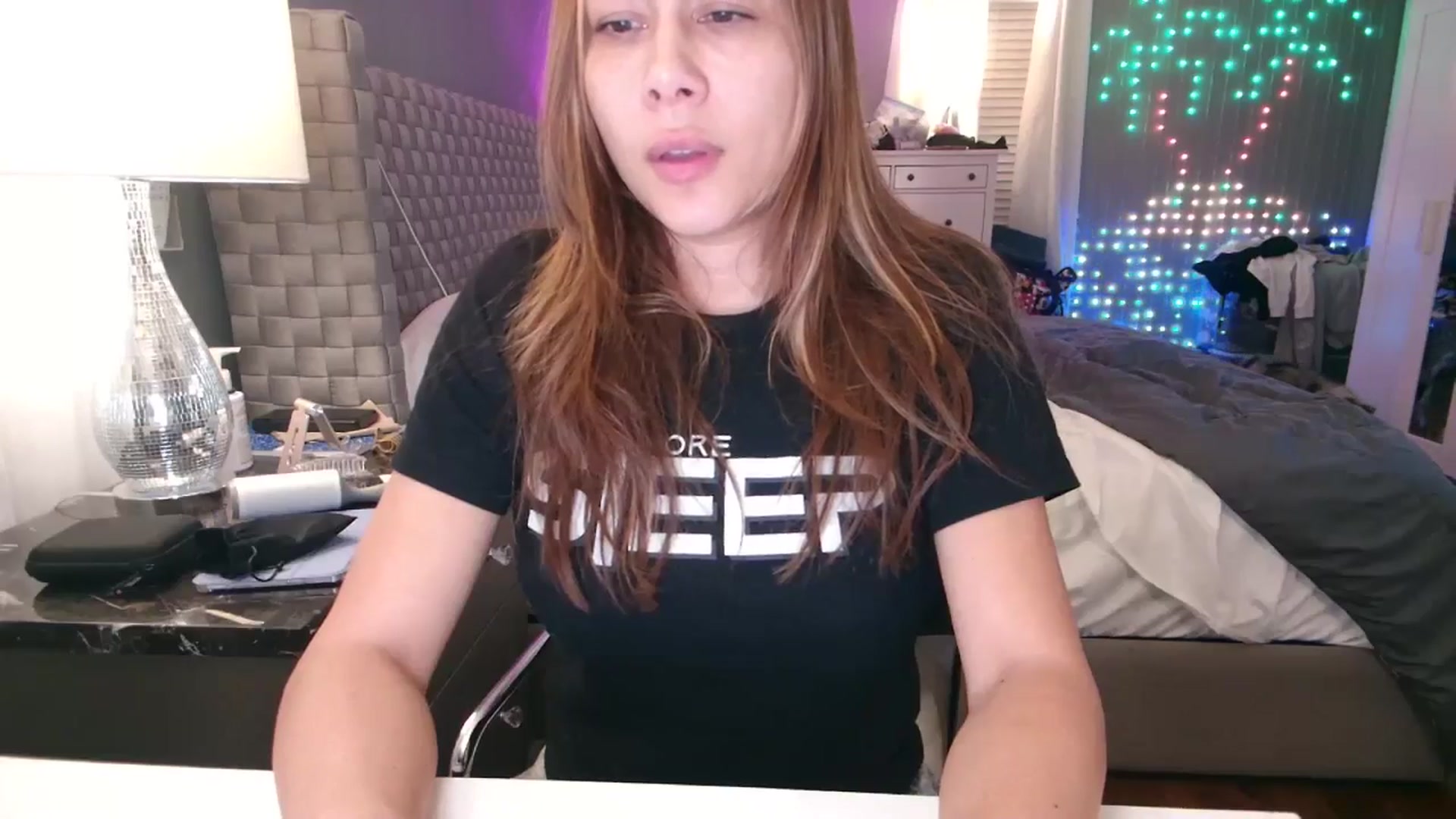 Gallery image thumbnail from Cinnabuns's myfreecams stream on, 11/25/2024, 01:39 image 10 of 20