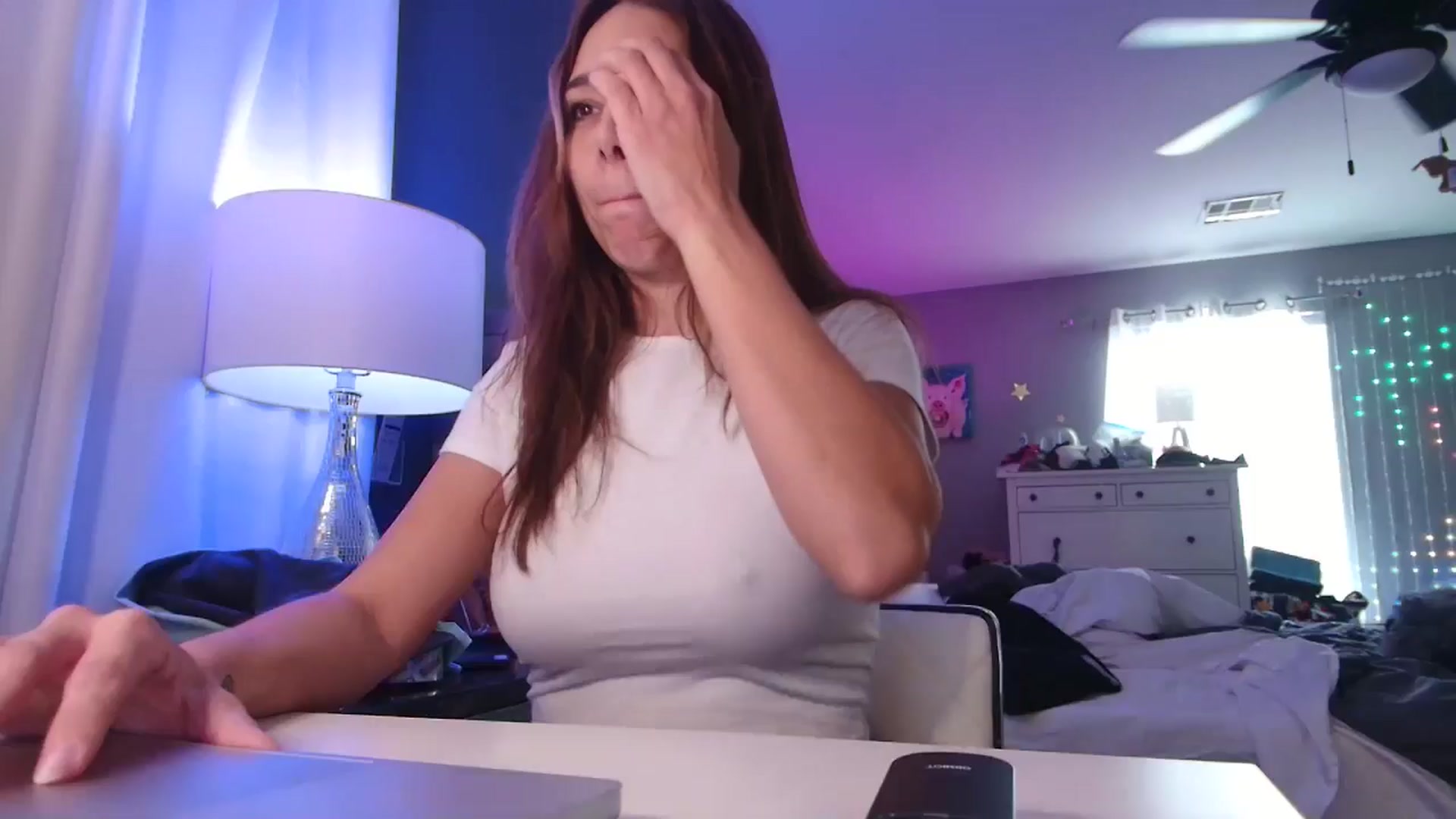Gallery image thumbnail from Cinnabuns's myfreecams stream on, 11/26/2024, 20:23 image 13 of 20