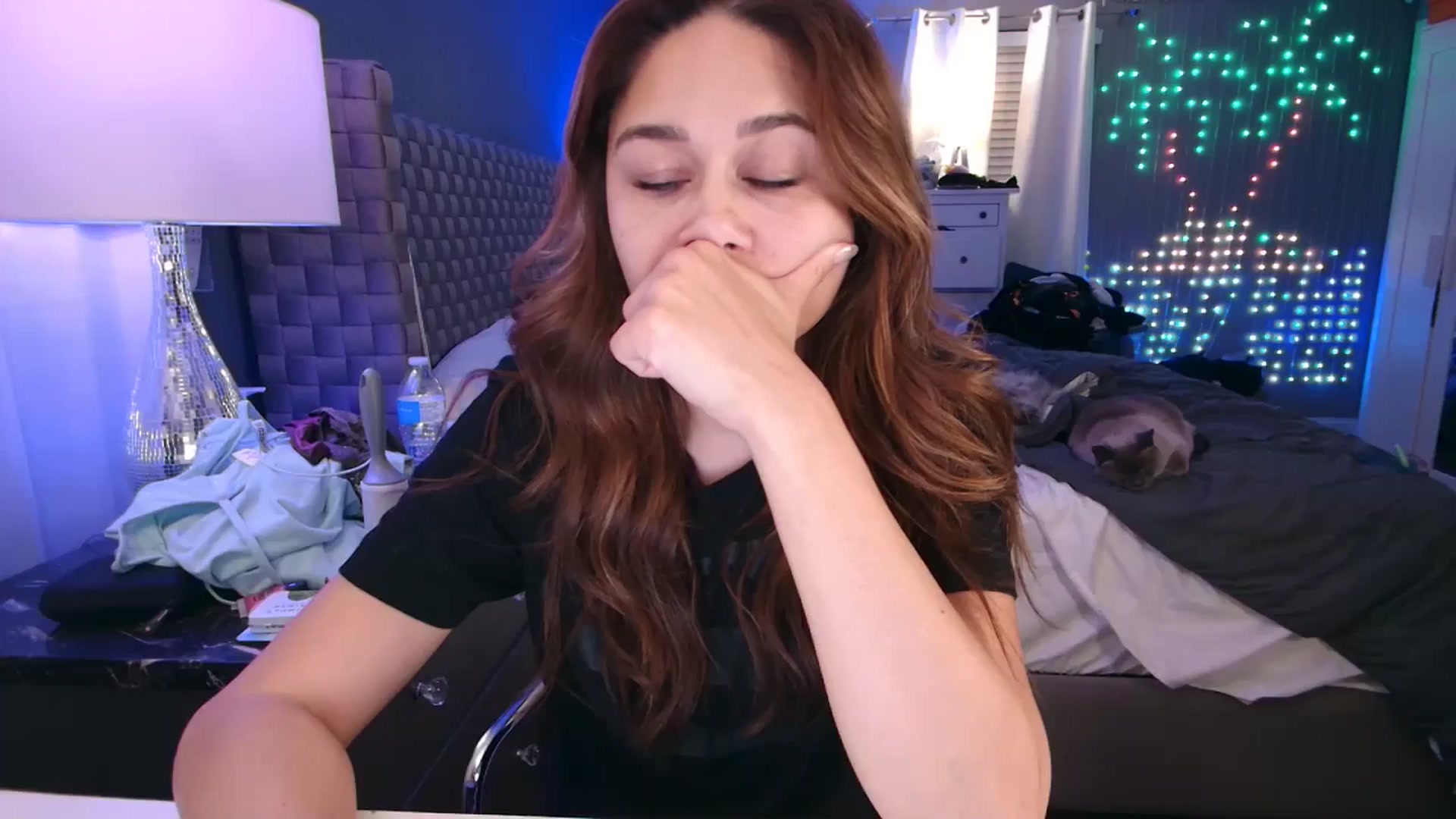 Gallery image thumbnail from Cinnabuns's myfreecams stream on, 12/02/2024, 06:12 image 1 of 20