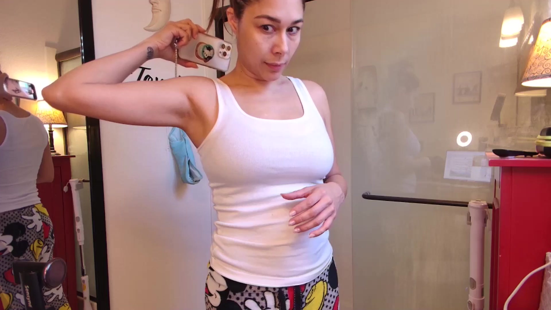 Gallery image thumbnail from Cinnabuns's myfreecams stream on, 12/17/2024, 20:43 image 12 of 20