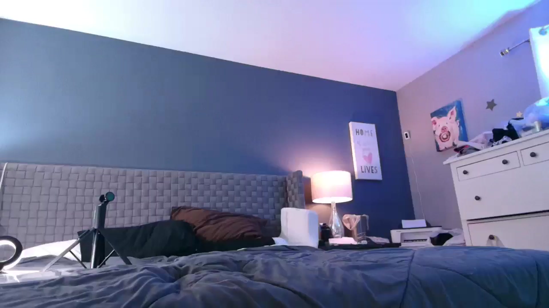 Gallery image thumbnail from Cinnabuns's myfreecams stream on, 12/26/2024, 03:45 image 19 of 20