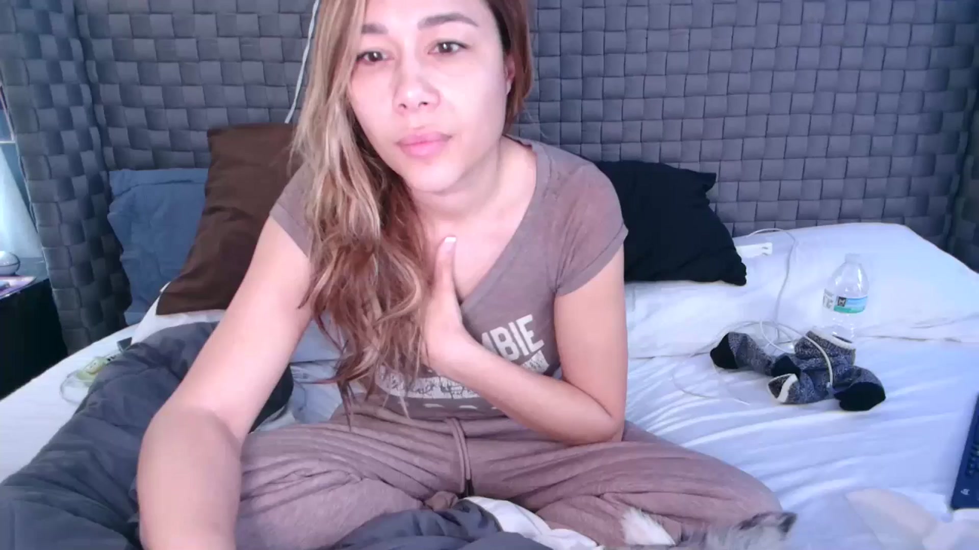 Gallery image thumbnail from Cinnabuns's myfreecams stream on, 01/25/2025, 19:30 image 1 of 20