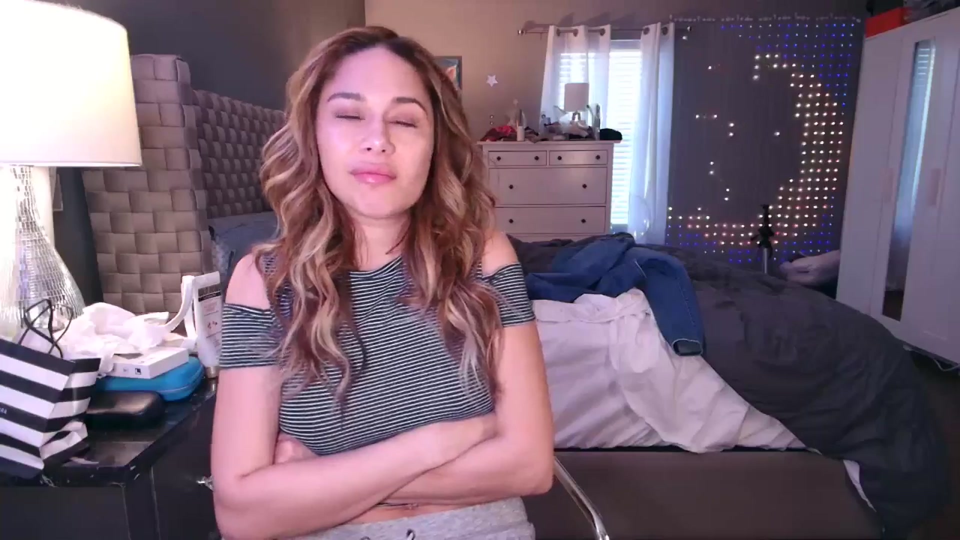 Gallery image thumbnail from Cinnabuns's myfreecams stream on, 01/30/2025, 04:47 image 3 of 20