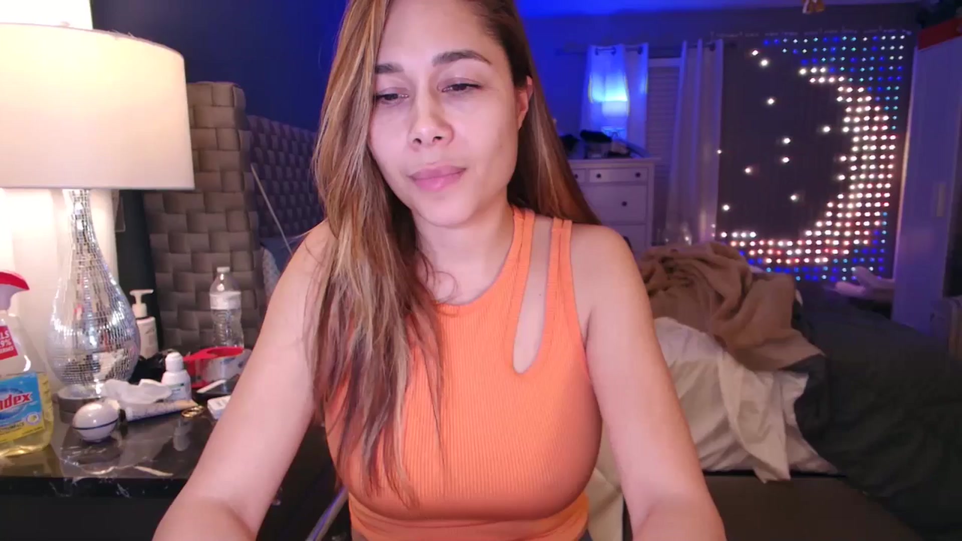 Gallery image thumbnail from Cinnabuns's myfreecams stream on, 02/10/2025, 04:14 image 19 of 20