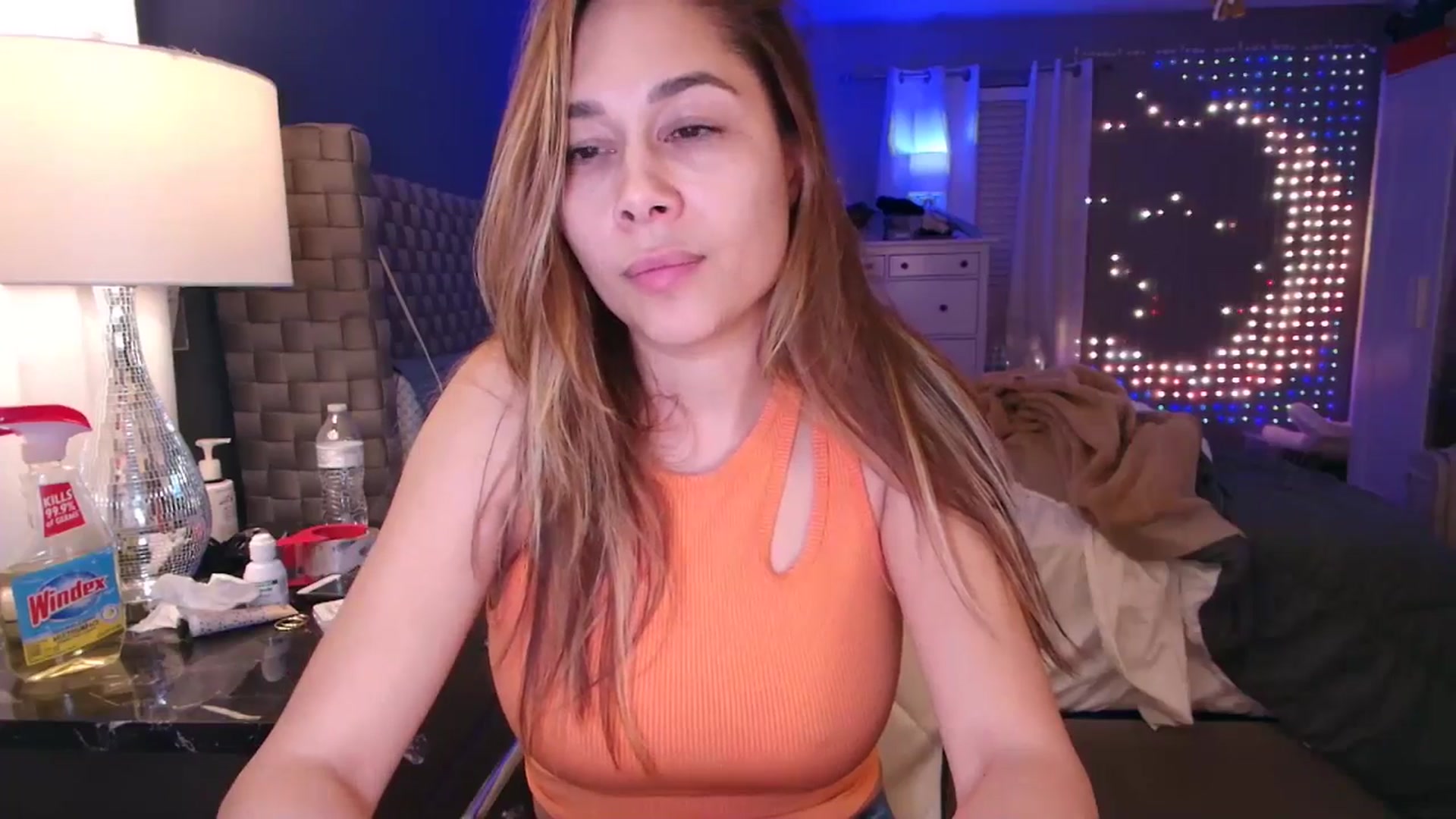 Gallery image thumbnail from Cinnabuns's myfreecams stream on, 02/10/2025, 04:14 image 18 of 20