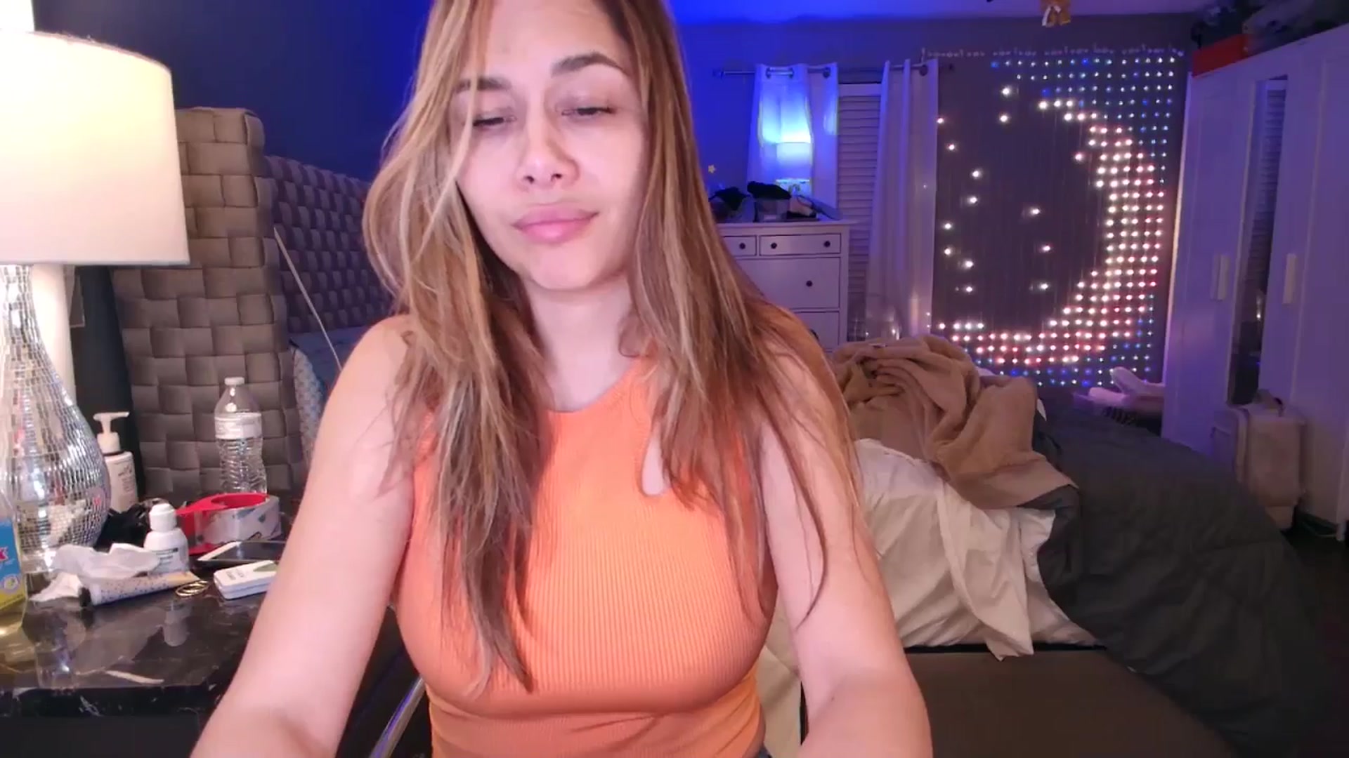 Gallery image thumbnail from Cinnabuns's myfreecams stream on, 02/10/2025, 04:14 image 14 of 20