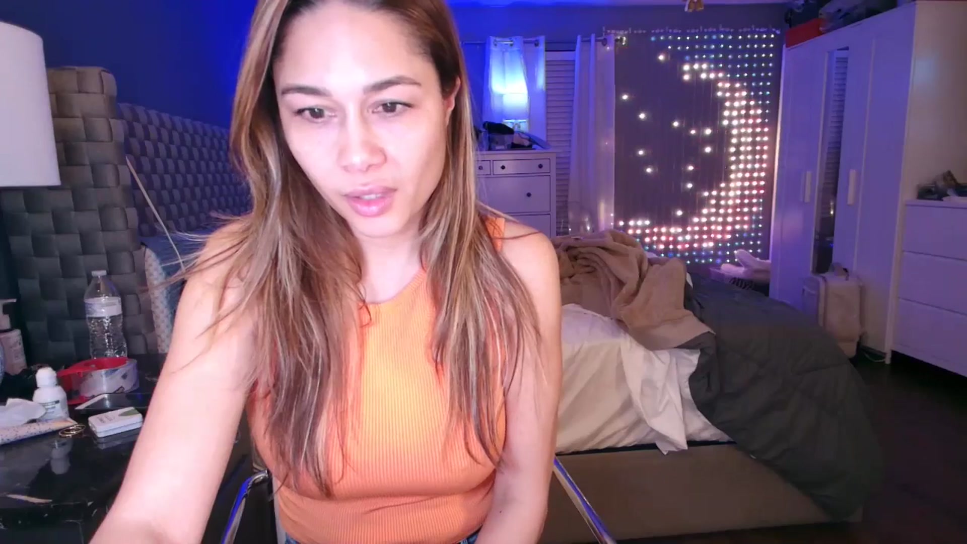 Gallery image thumbnail from Cinnabuns's myfreecams stream on, 02/10/2025, 04:14 image 6 of 20