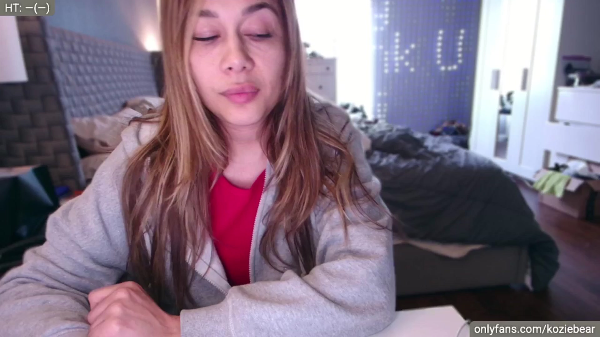 Gallery image thumbnail from Cinnabuns's myfreecams stream on, 04/03/2025, 01:26 image 1 of 20