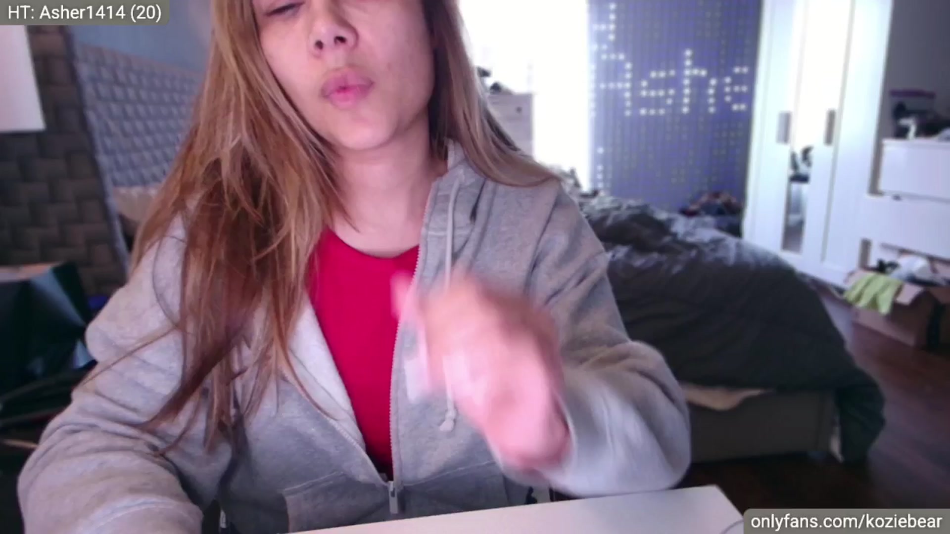 Gallery image thumbnail from Cinnabuns's myfreecams stream on, 04/03/2025, 01:26 image 2 of 20