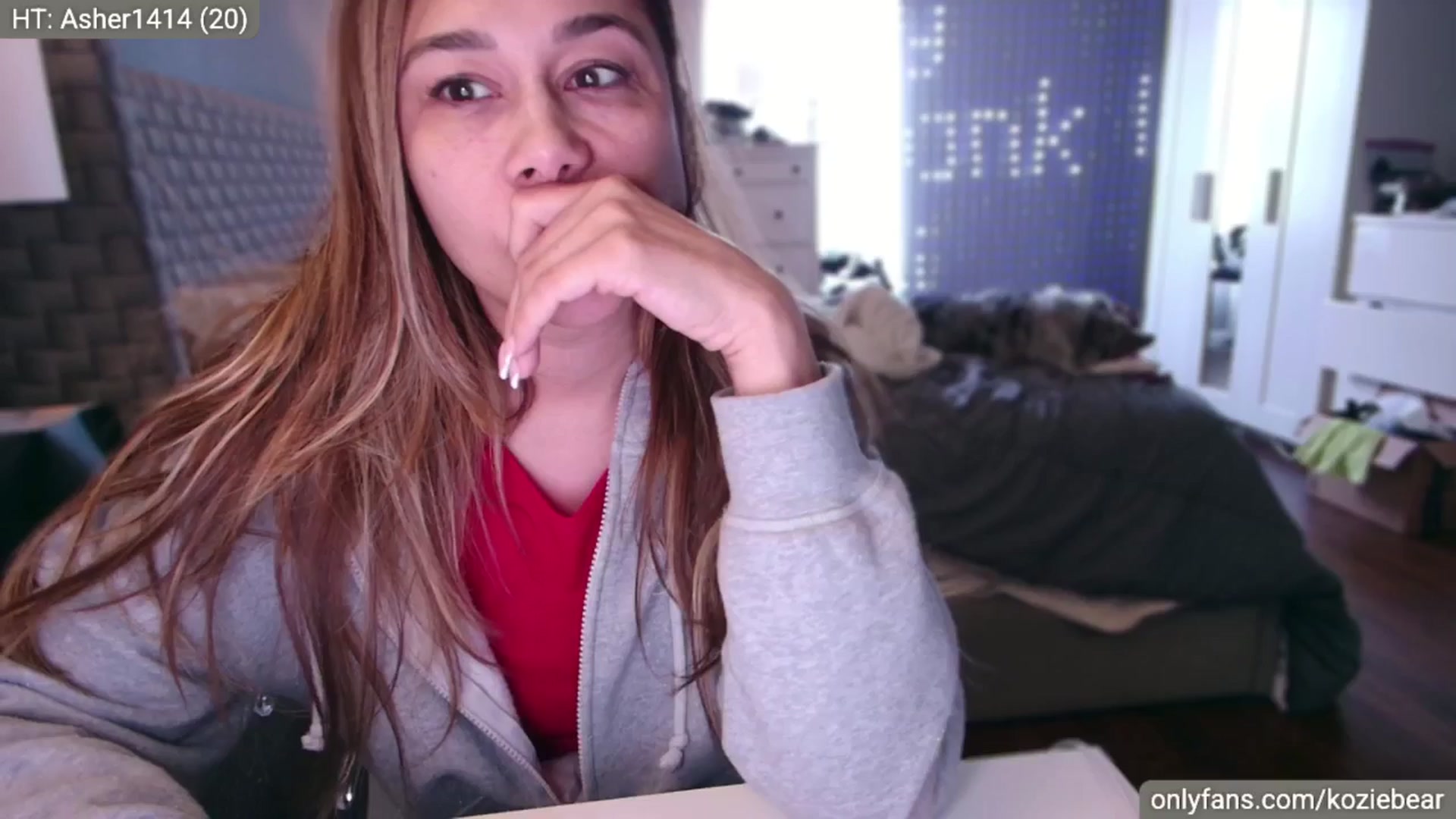 Gallery image thumbnail from Cinnabuns's myfreecams stream on, 04/03/2025, 01:26 image 4 of 20