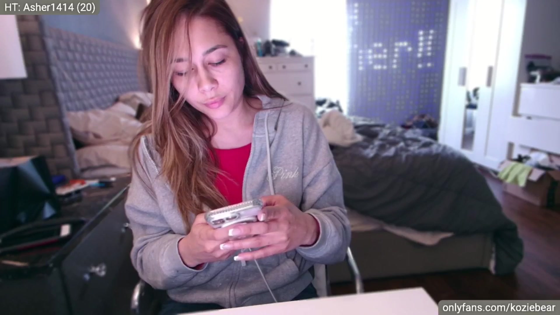 Gallery image thumbnail from Cinnabuns's myfreecams stream on, 04/03/2025, 01:26 image 6 of 20