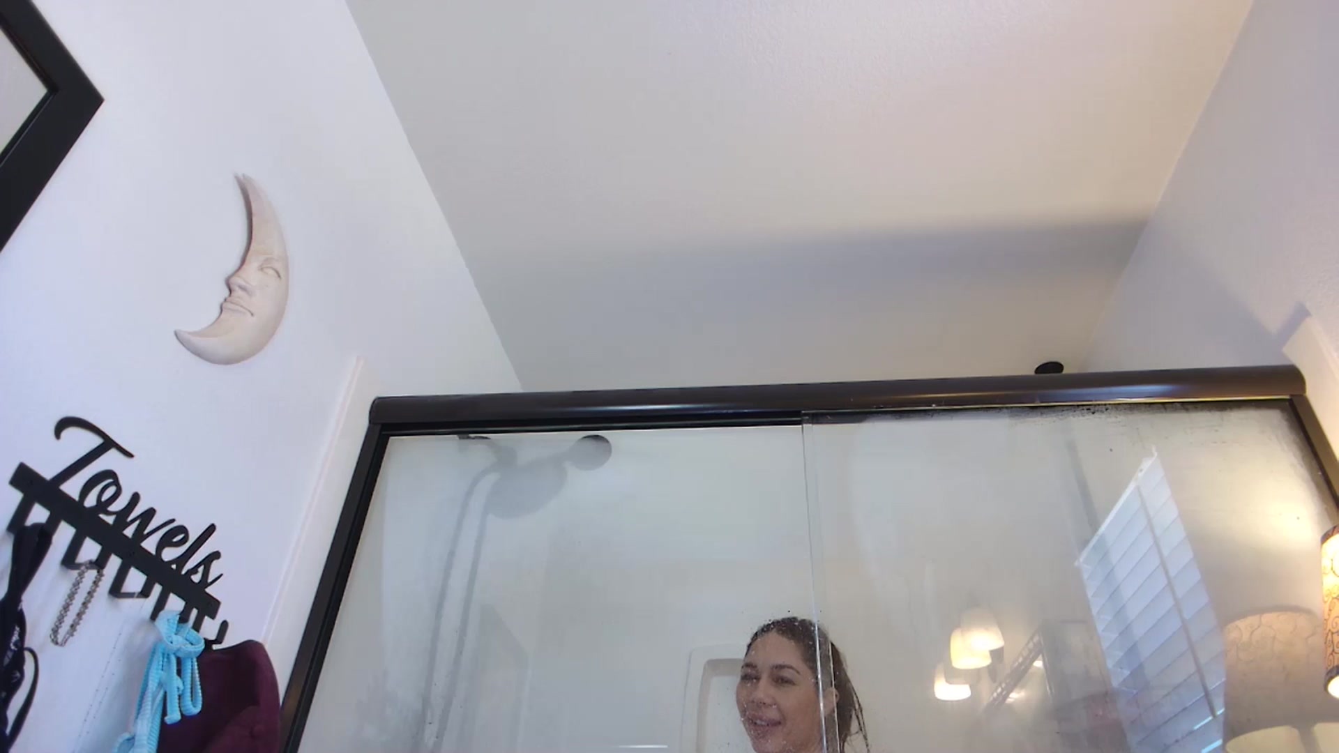 Gallery image thumbnail from Cinnabuns's myfreecams stream on, 12/16/2025, 22:50 image 16 of 20