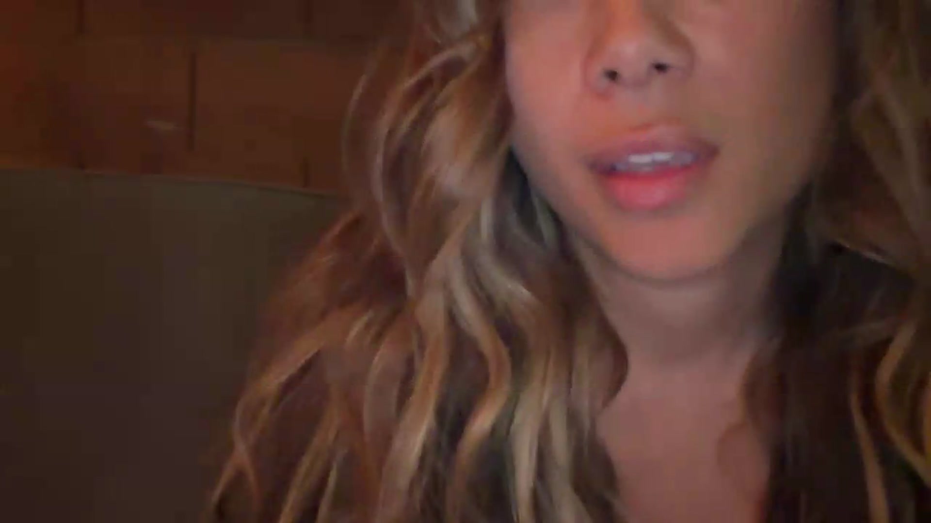 Gallery image thumbnail from Cinnabuns's myfreecams stream on, 06/16/2026, 04:09 image 2 of 20