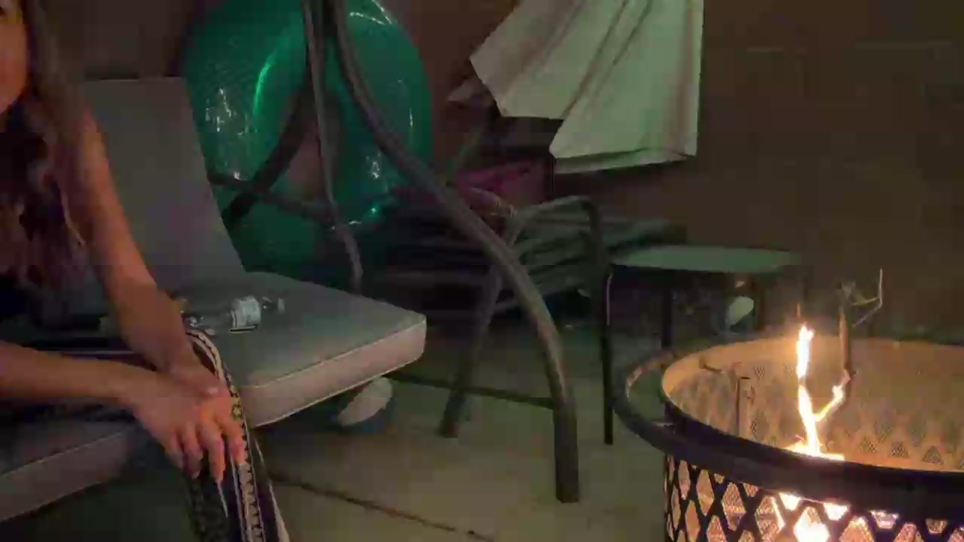 Gallery image thumbnail from Cinnabuns's myfreecams stream on, 06/16/2026, 04:57 image 17 of 20