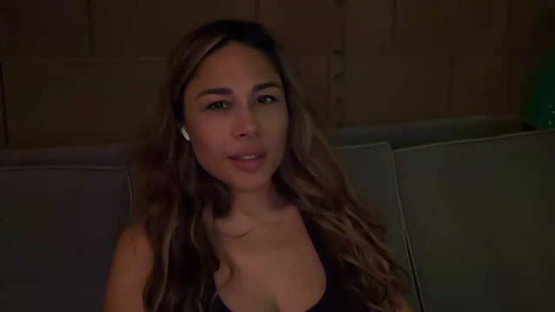 Gallery image thumbnail from Cinnabuns's myfreecams stream on, 06/16/2026, 04:57 image 19 of 20