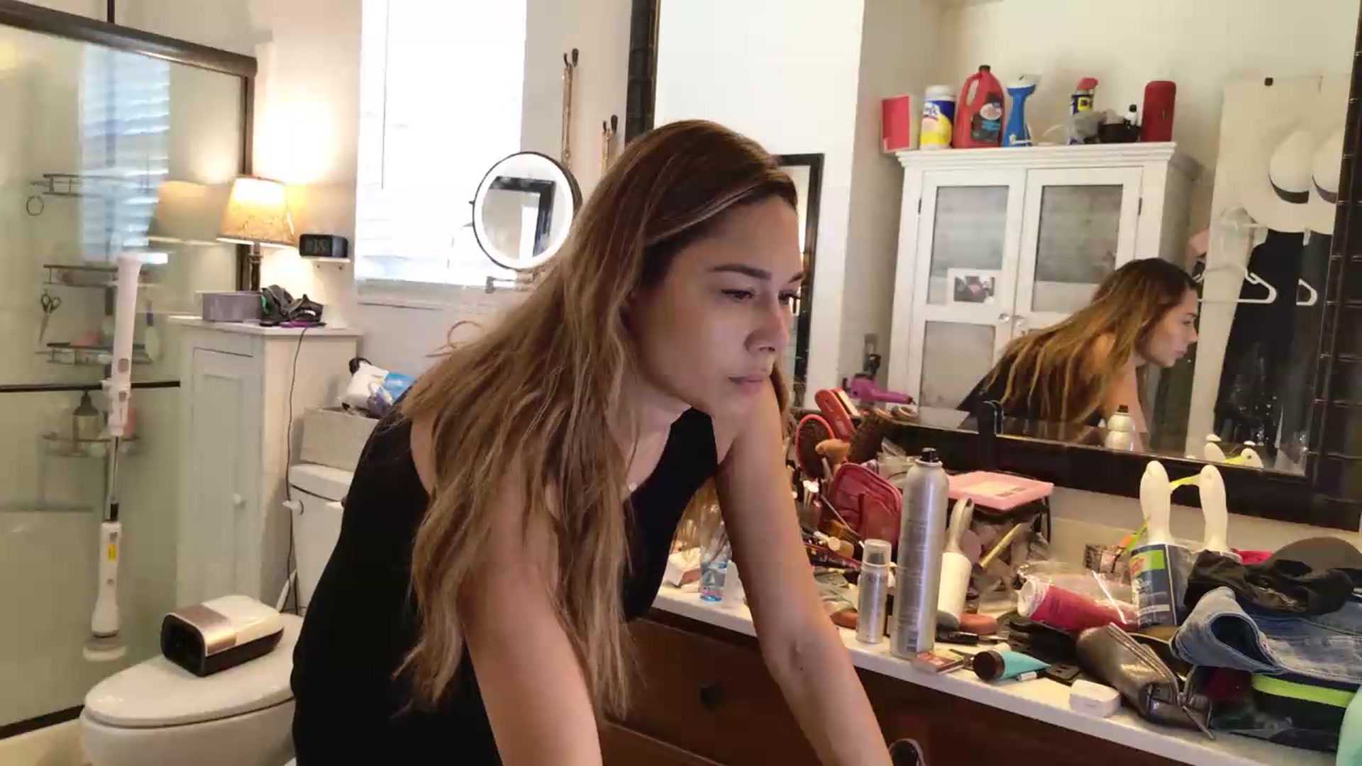 Gallery image thumbnail from Cinnabuns's myfreecams stream on, 08/04/2026, 23:09 image 15 of 20