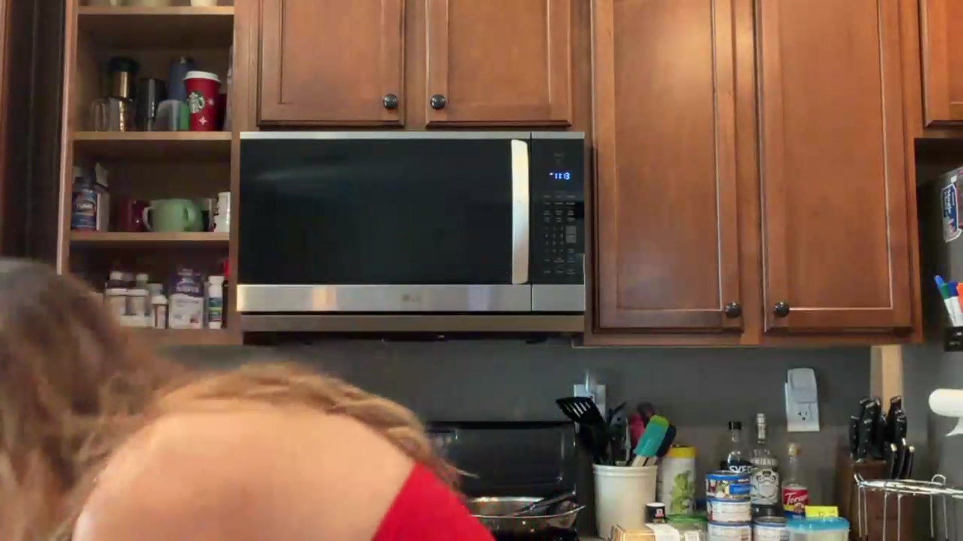Gallery image thumbnail from Cinnabuns's myfreecams stream on, 08/27/2026, 18:25 image 3 of 20