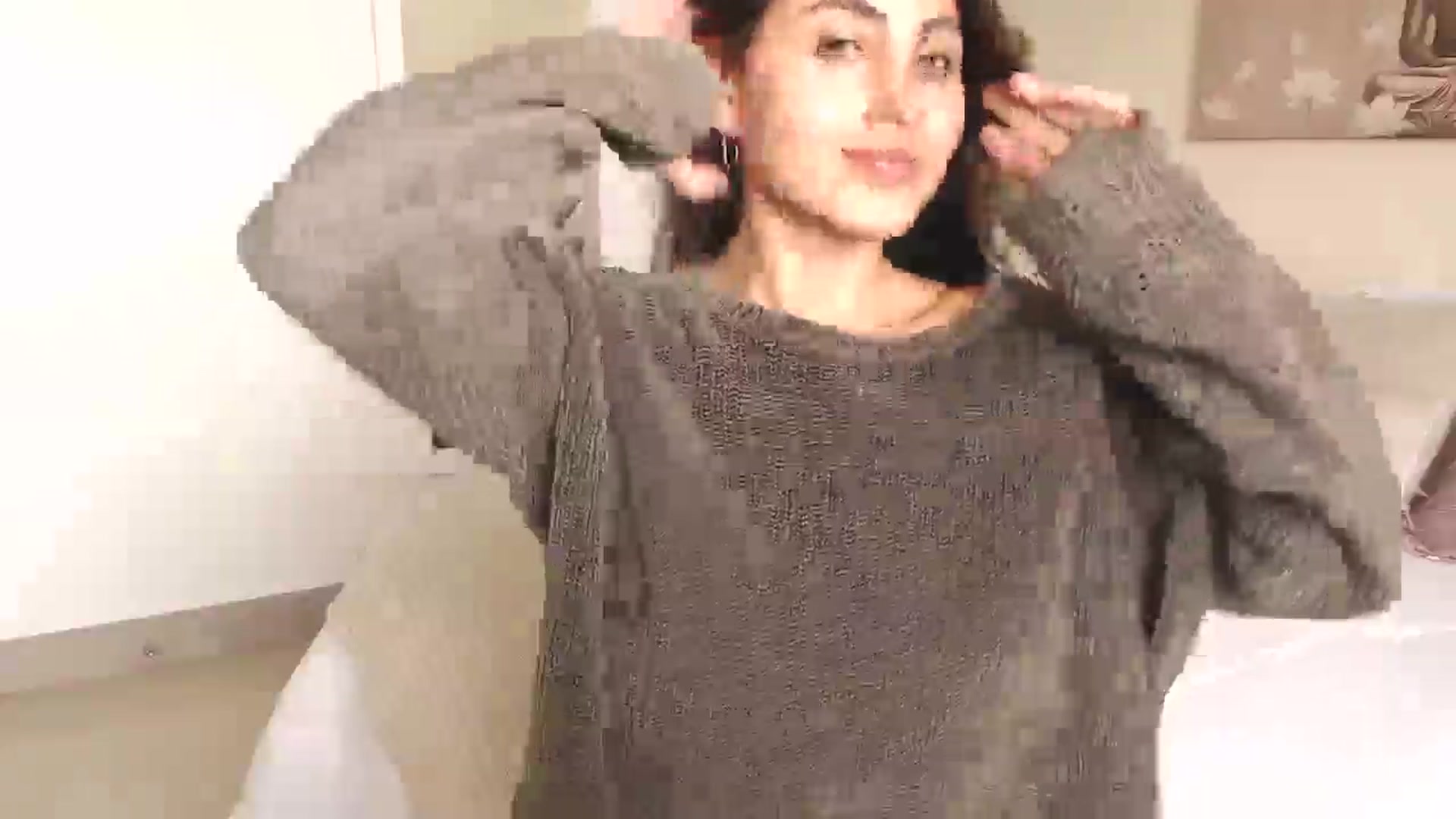 Gallery image thumbnail from Cinnamonn2's myfreecams stream on, 04/13/2026, 20:45 image 17 of 20