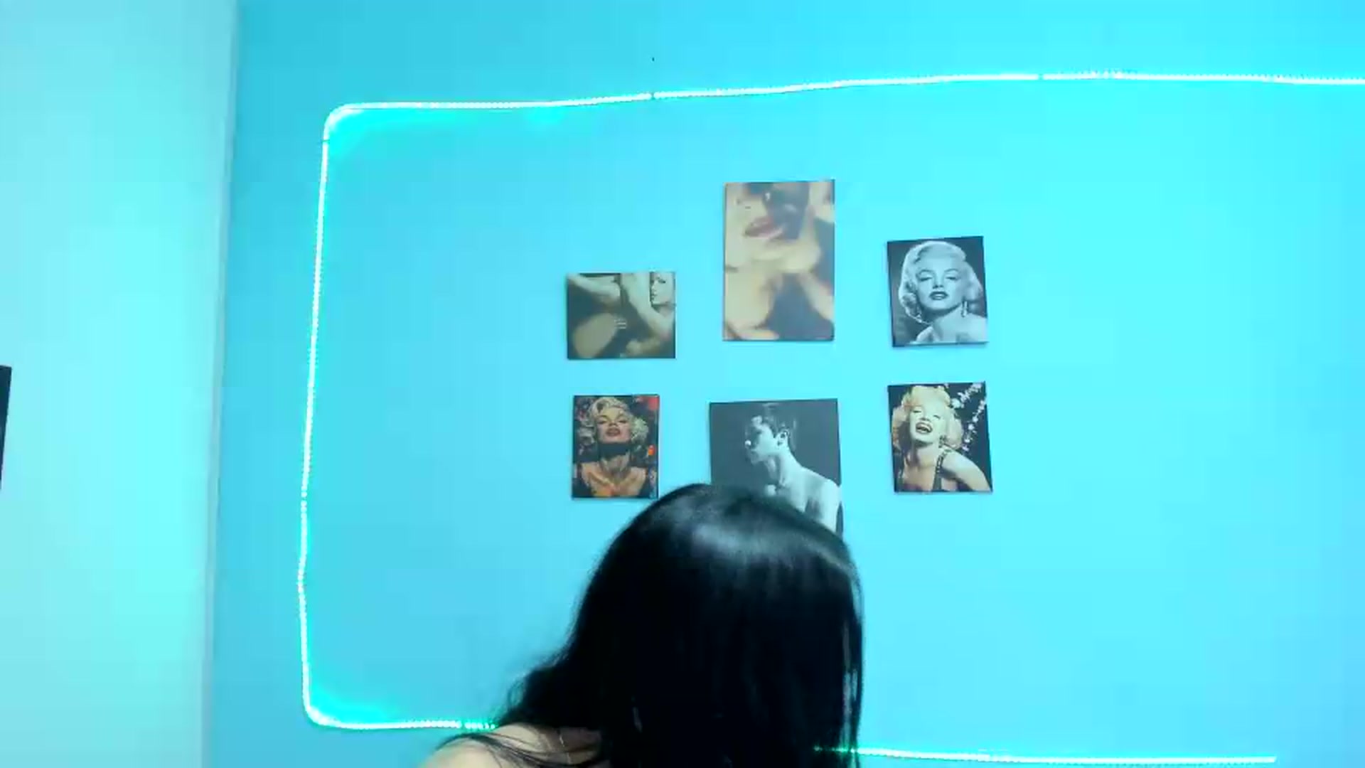 Gallery image thumbnail from Cinthya_dan's myfreecams stream on, 08/03/2026, 21:09 image 19 of 20