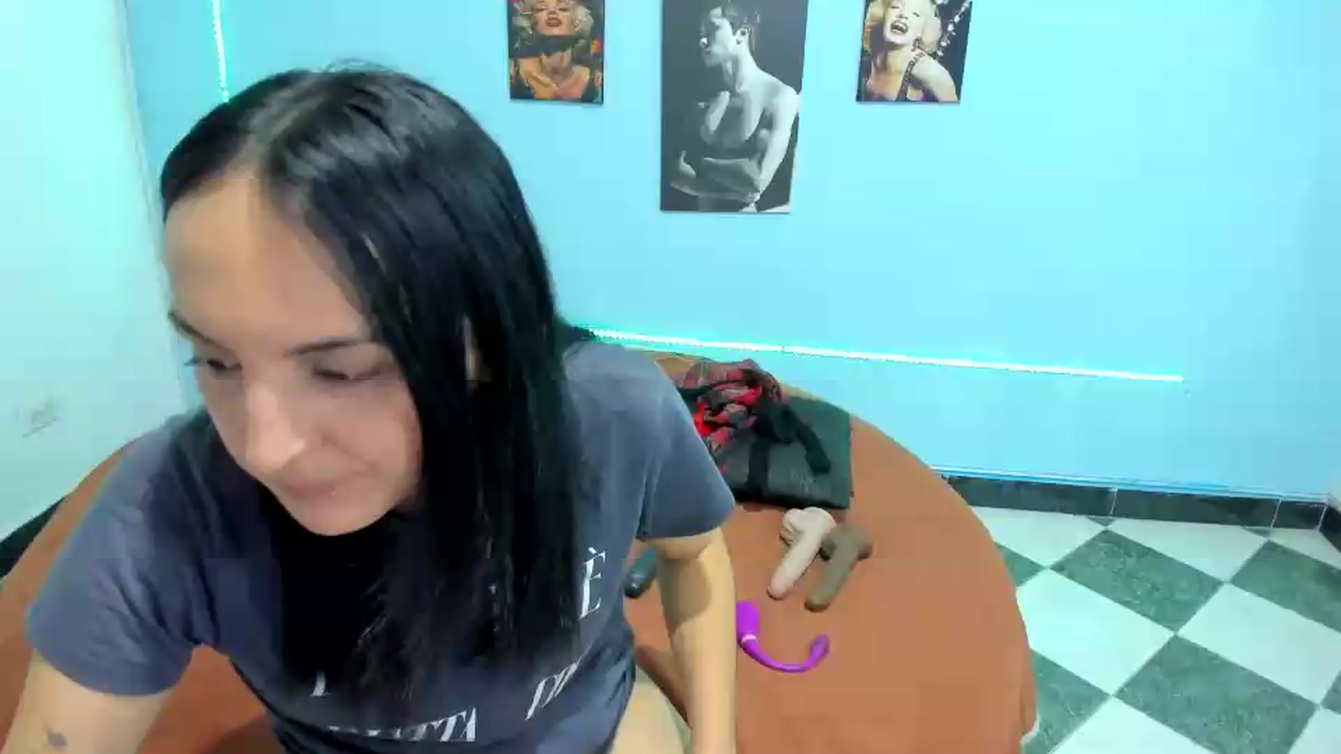 Gallery image thumbnail from Cinthya_dan's myfreecams stream on, 08/05/2026, 23:07 image 14 of 20
