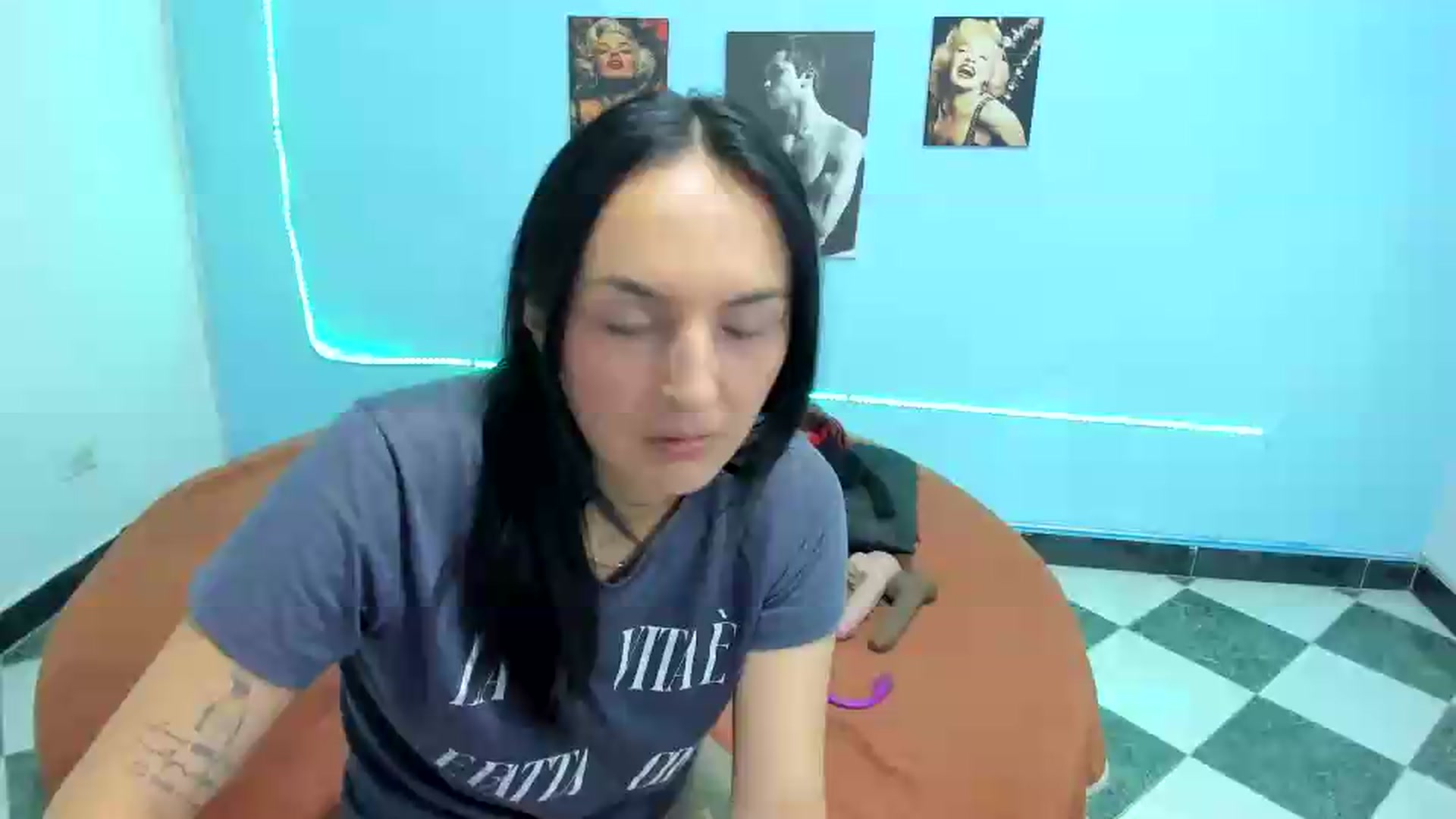 Gallery image thumbnail from Cinthya_dan's myfreecams stream on, 08/05/2026, 23:07 image 1 of 20