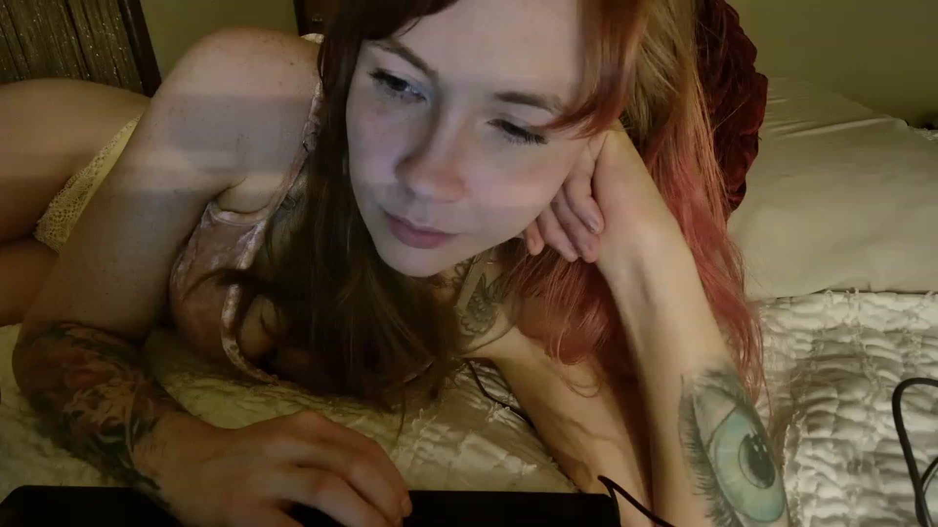 Gallery image thumbnail from CirqDuSoleia's myfreecams stream on, 11/28/2022, 01:19 image 11 of 20
