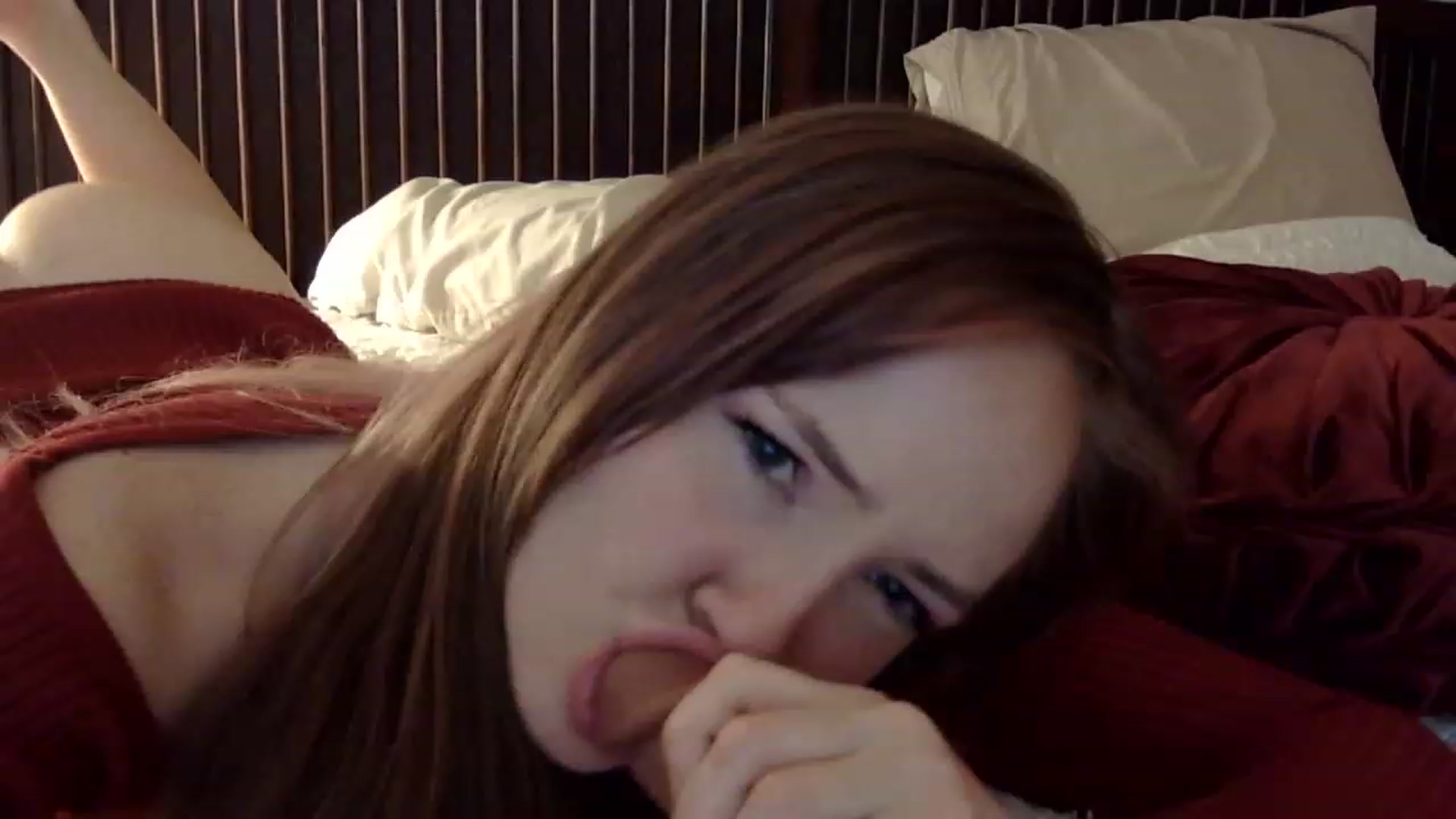 Gallery image thumbnail from CirqDuSoleia's myfreecams stream on, 12/05/2022, 24:44 image 14 of 20
