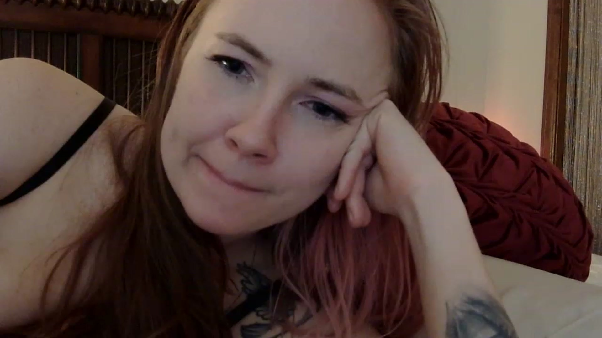 Gallery image thumbnail from CirqDuSoleia's myfreecams stream on, 12/05/2022, 07:13 image 7 of 20