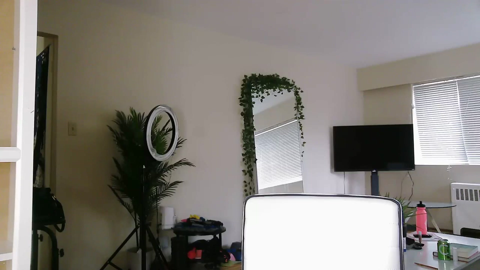 Gallery image thumbnail from CitySofia's myfreecams stream on, 09/25/2023, 23:18 image 3 of 20