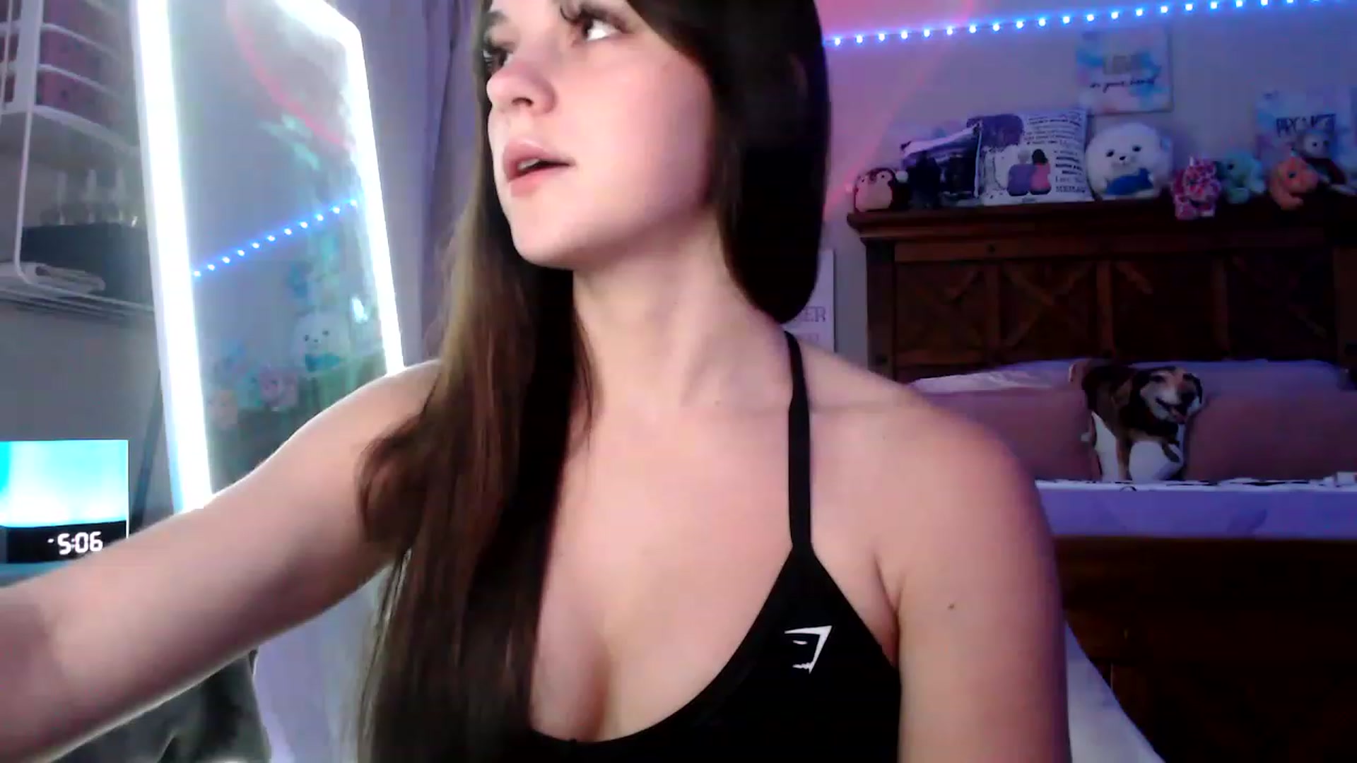 Gallery image thumbnail from CivaBear's myfreecams stream on, 05/11/2023, 03:21 image 7 of 20