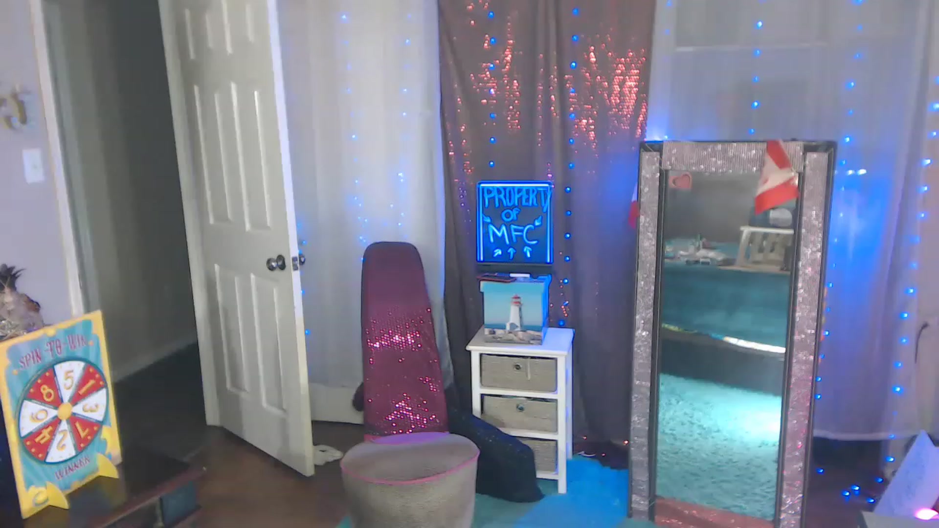 Gallery image thumbnail from CjStone43's myfreecams stream on, 11/20/2022, 05:34 image 18 of 20