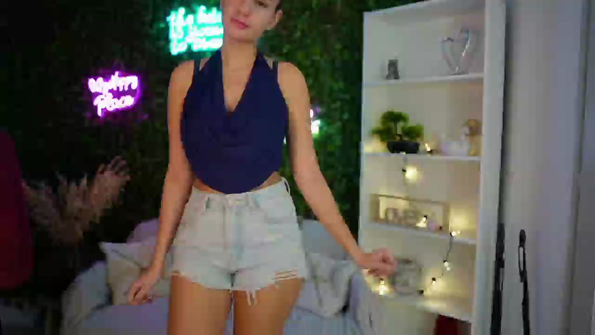 Gallery image thumbnail from Clair_Meek's myfreecams stream on, 12/15/2024, 13:24 image 1 of 20