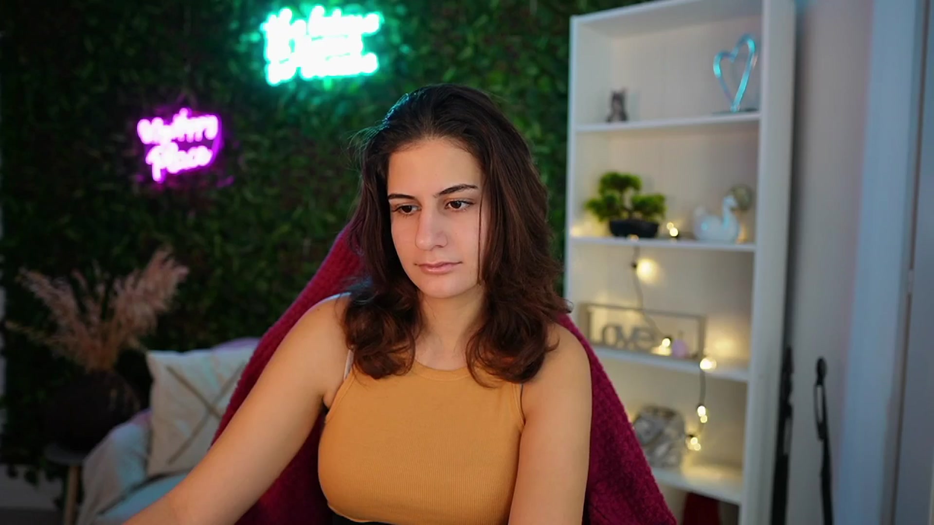 Gallery image thumbnail from Clair_Meek's myfreecams stream on, 12/16/2024, 09:37 image 16 of 20