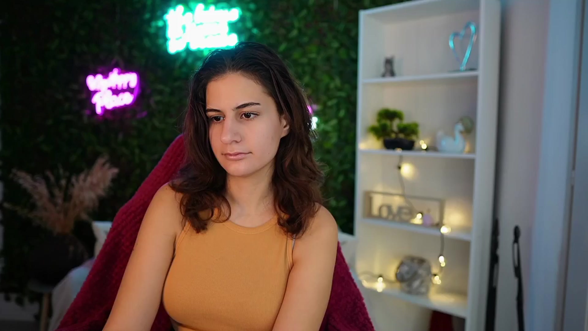 Gallery image thumbnail from Clair_Meek's myfreecams stream on, 12/16/2024, 09:51 image 18 of 20