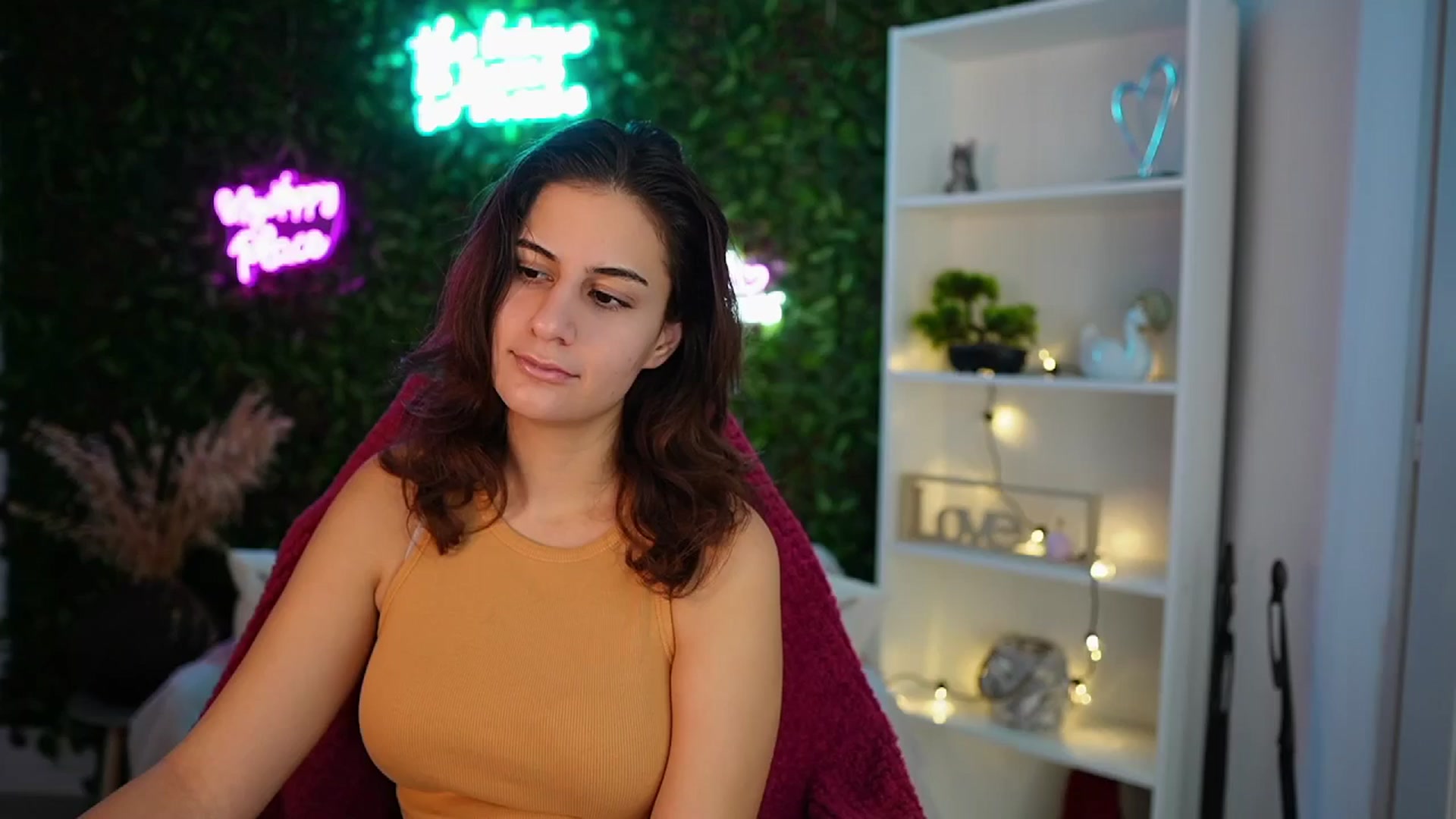 Gallery image thumbnail from Clair_Meek's myfreecams stream on, 12/16/2024, 09:51 image 9 of 20