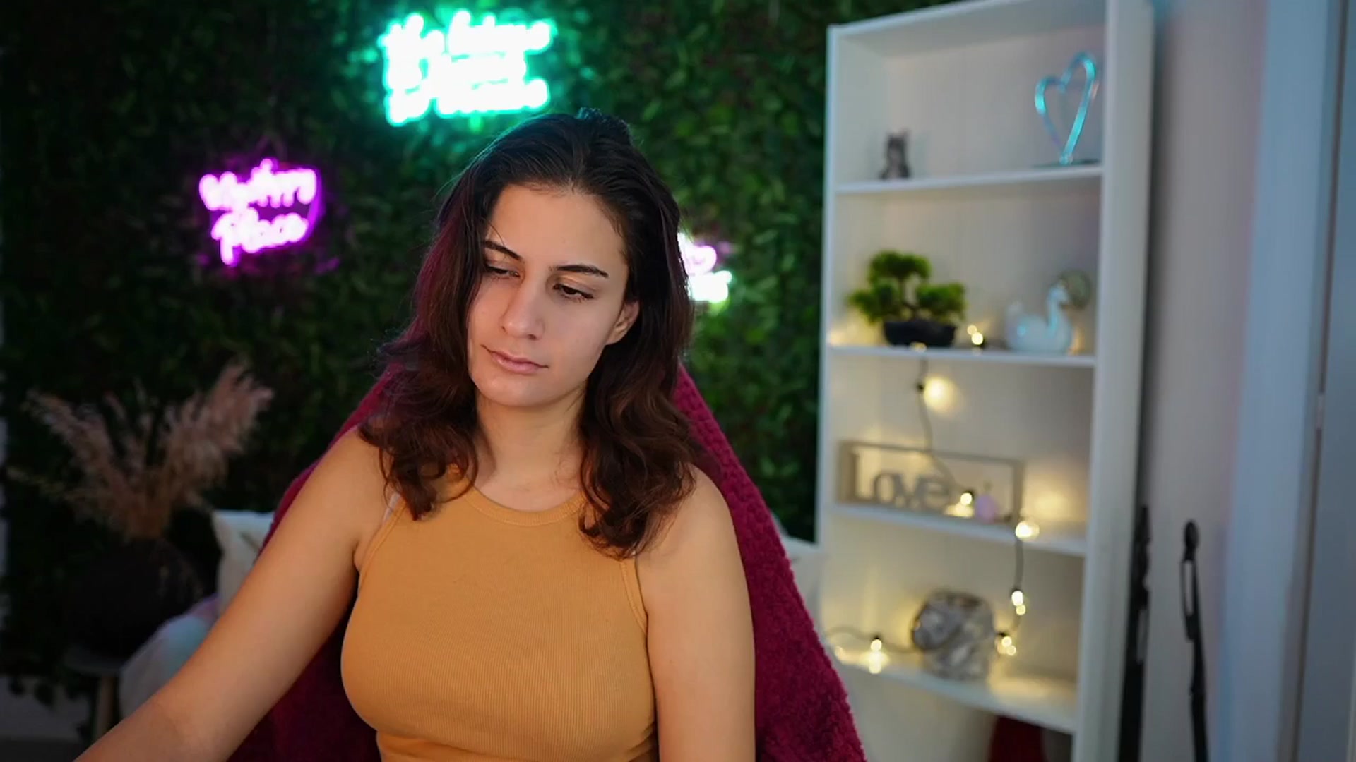 Gallery image thumbnail from Clair_Meek's myfreecams stream on, 12/16/2024, 09:51 image 6 of 20