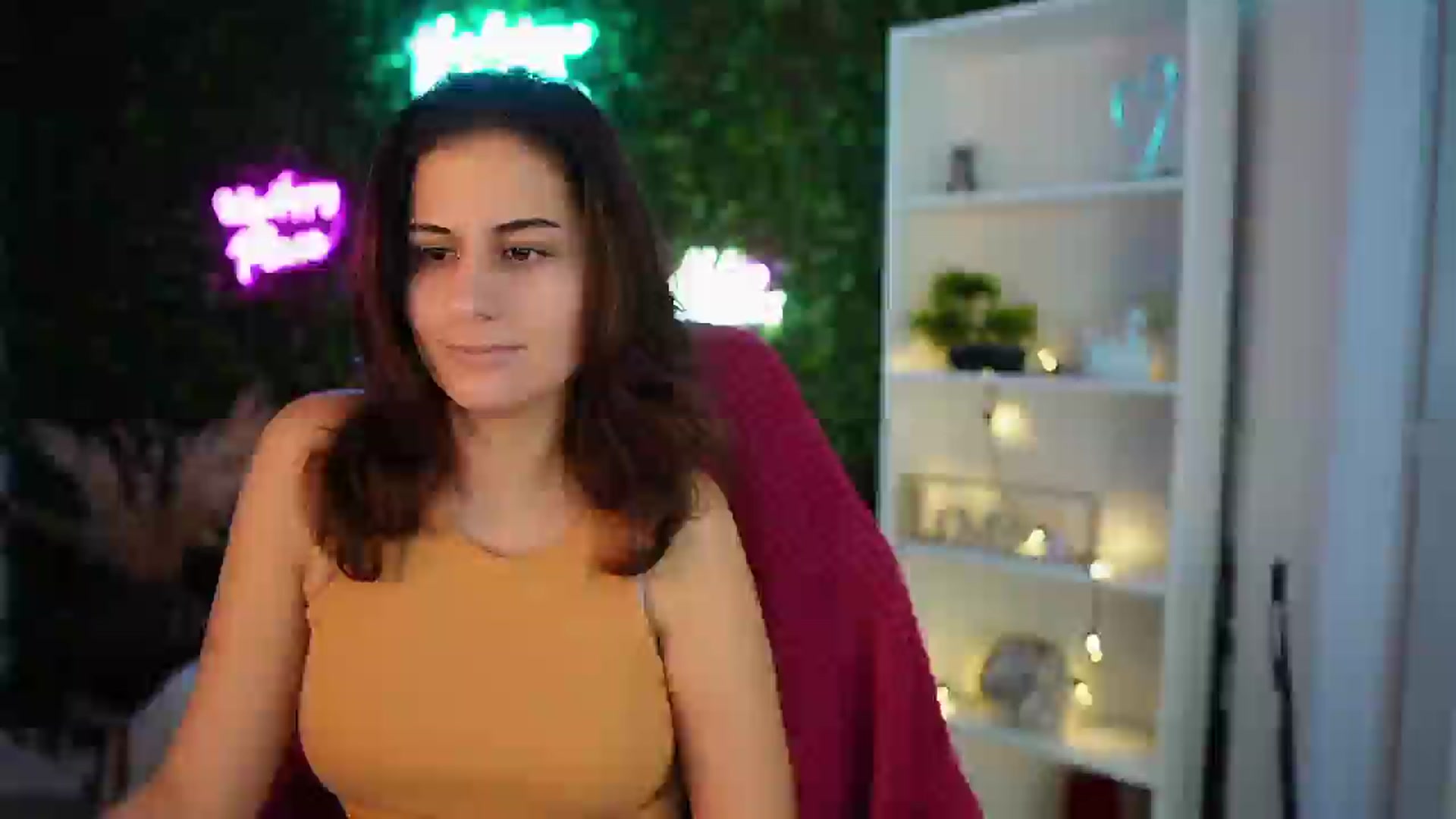 Gallery image thumbnail from Clair_Meek's myfreecams stream on, 12/16/2024, 12:39 image 18 of 20